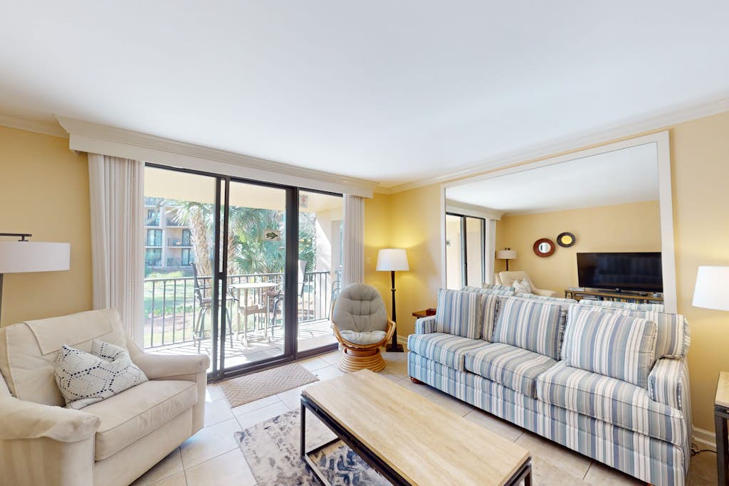 A Quiet Beach Getaway with Pools, Hot Tub, Tennis Courts, and Private Patio — Hilton Head, SC — vacation rental