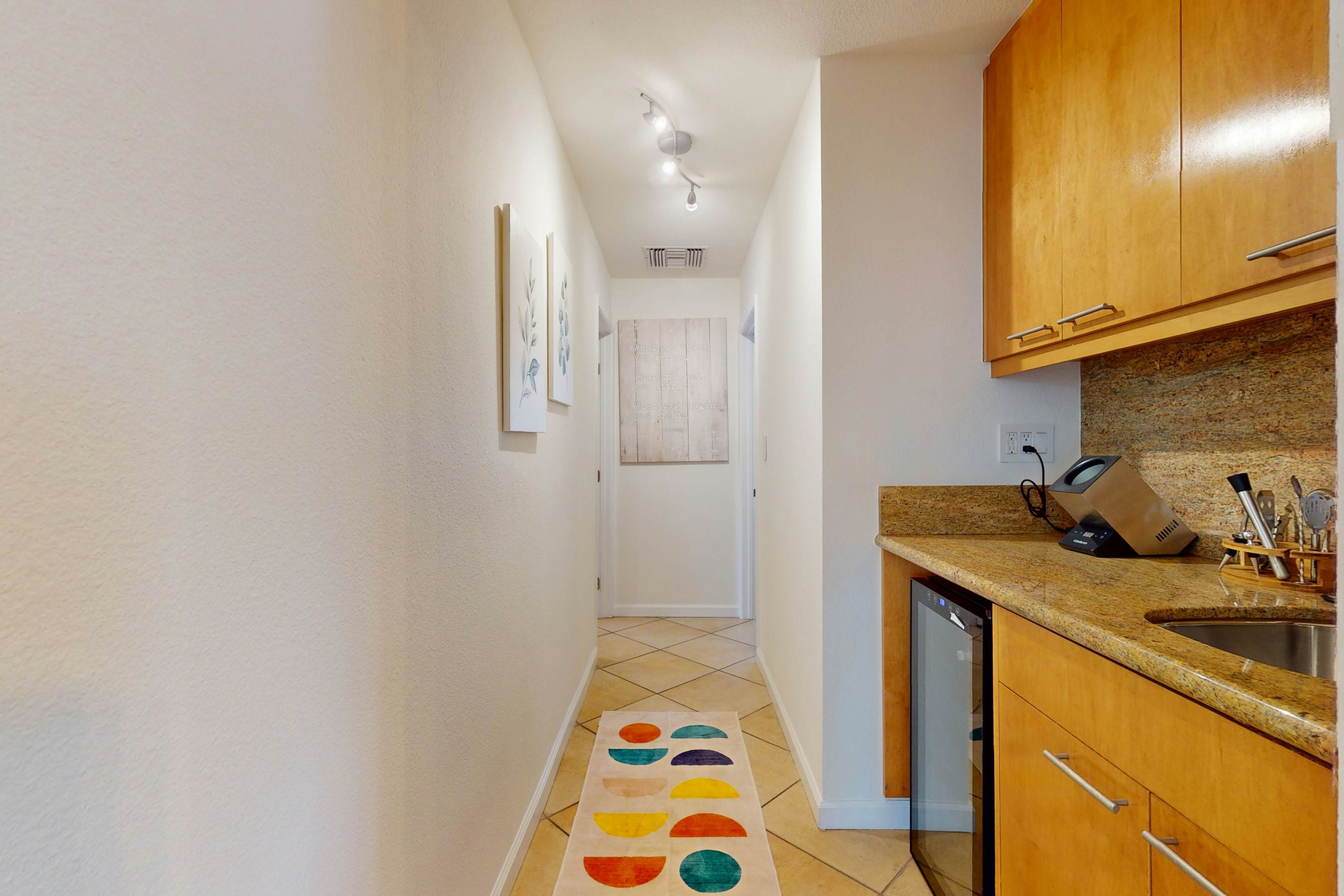 East Venetia Manor - 3515