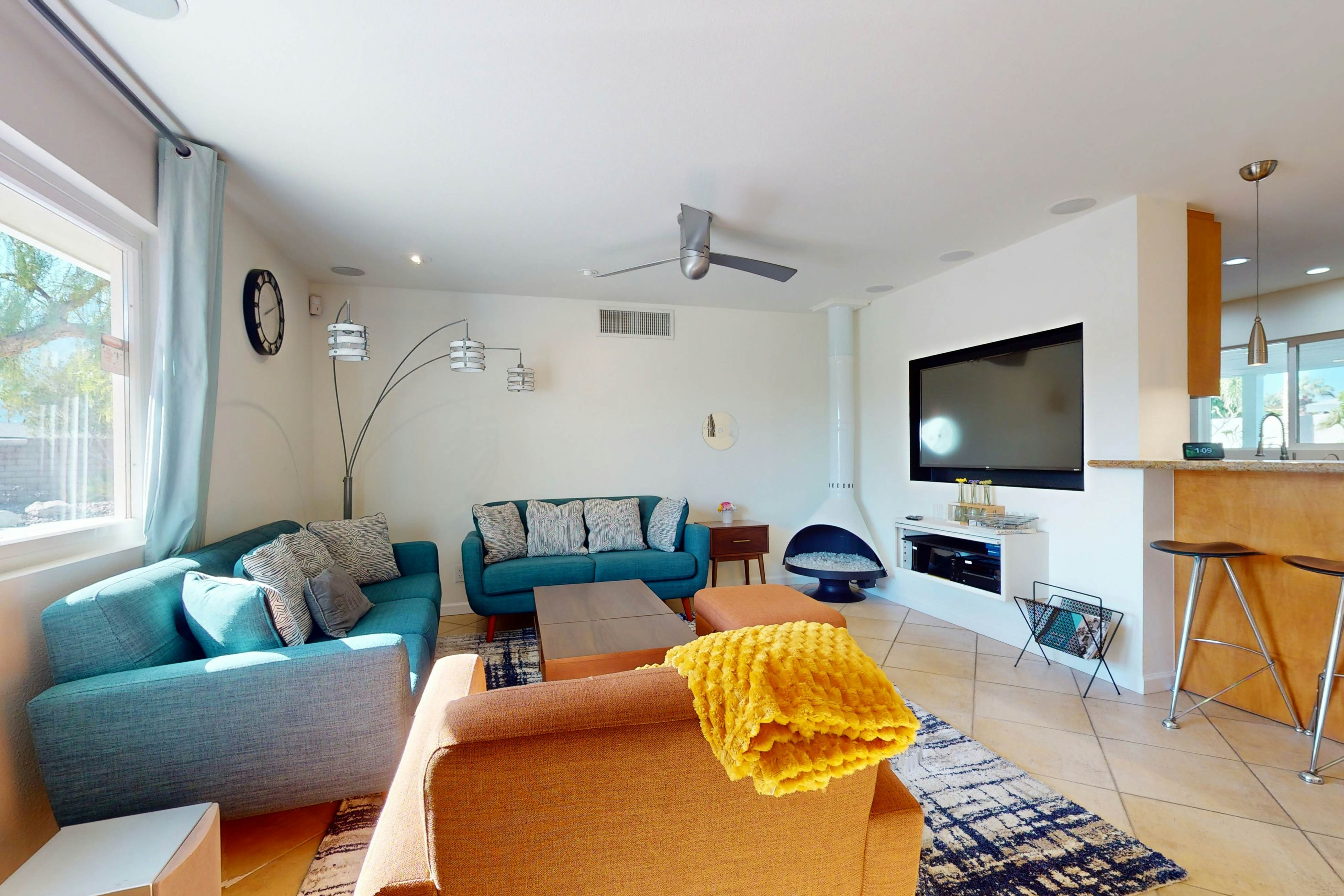 East Venetia Manor - 3515