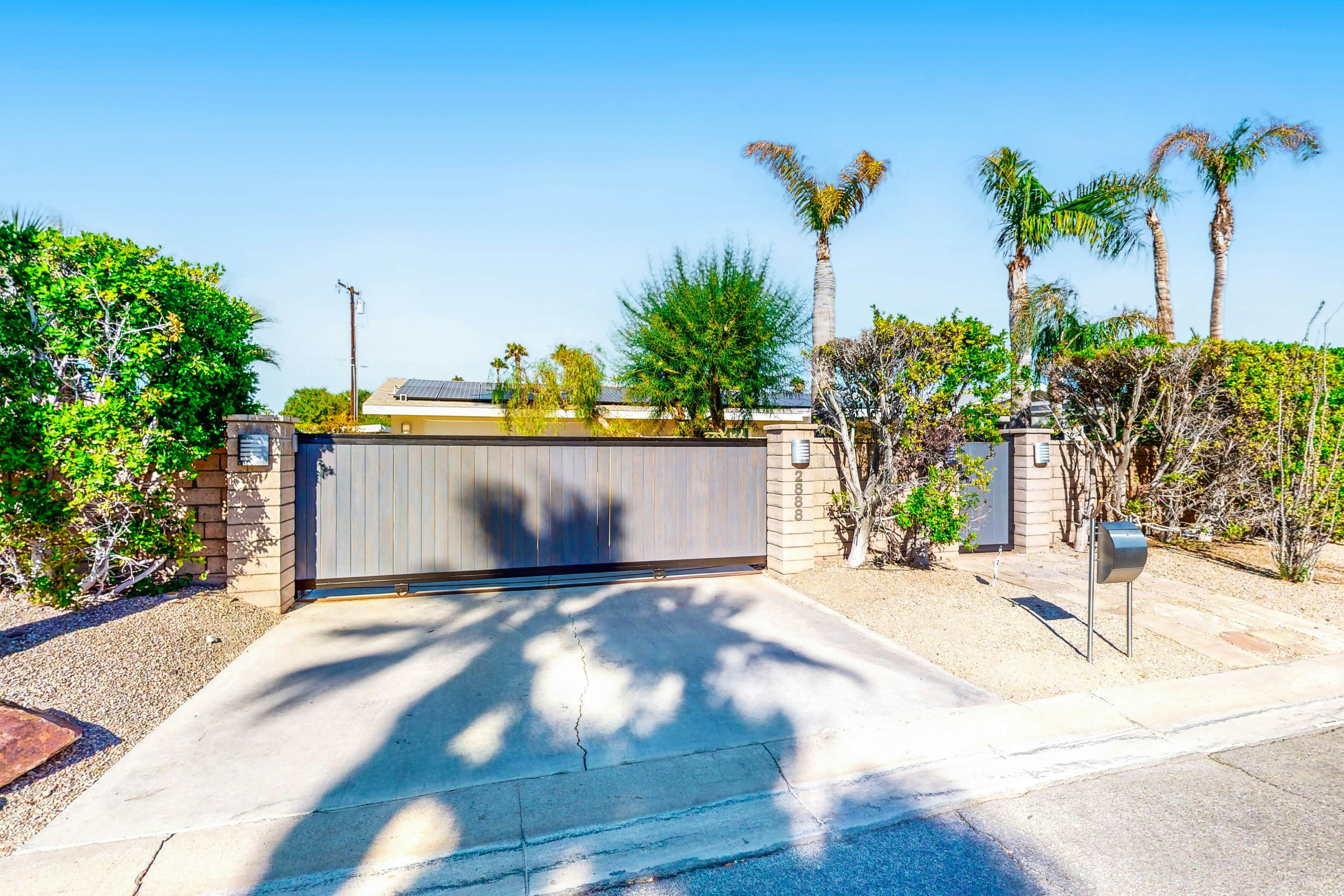 East Venetia Manor - 3515