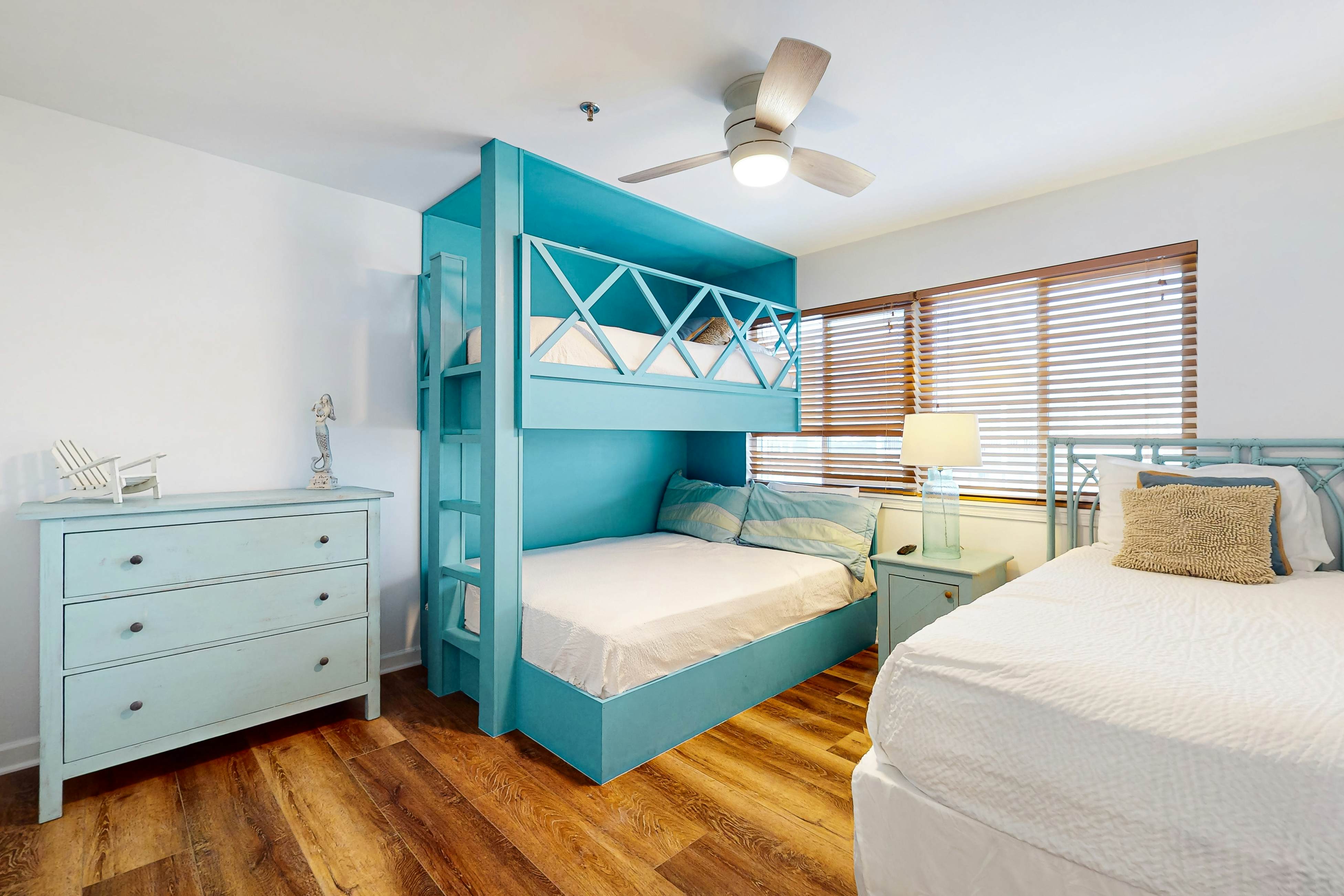 Commodore's Retreat 304