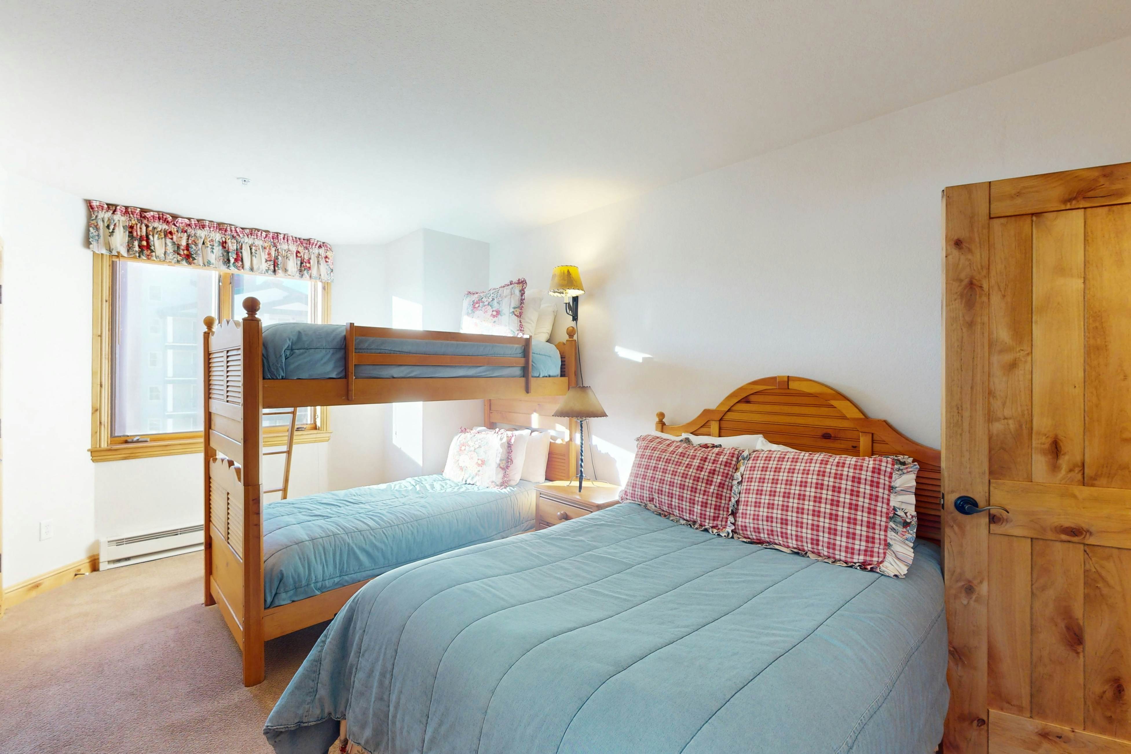 Torian Plum Creekside 414