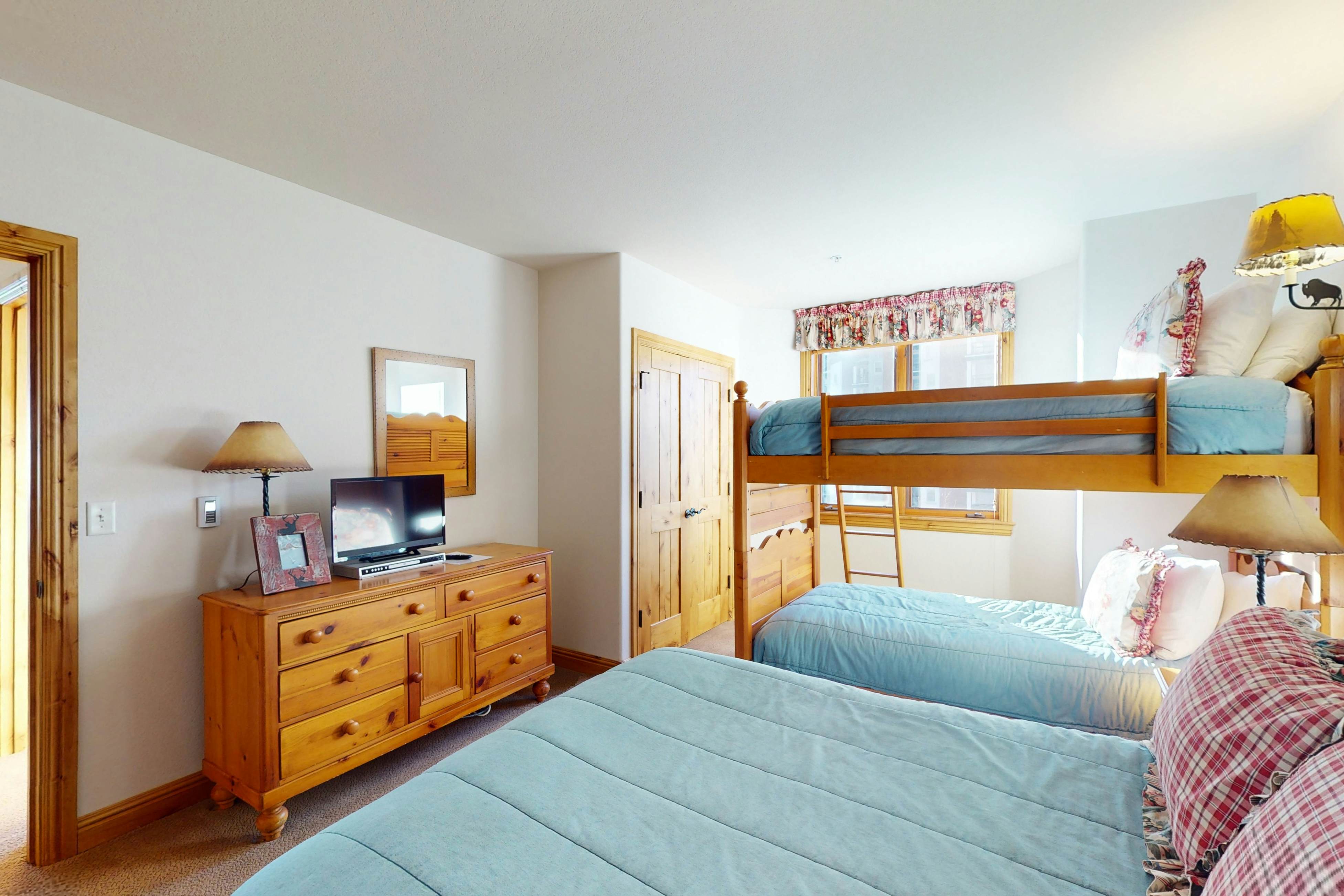 Torian Plum Creekside 414