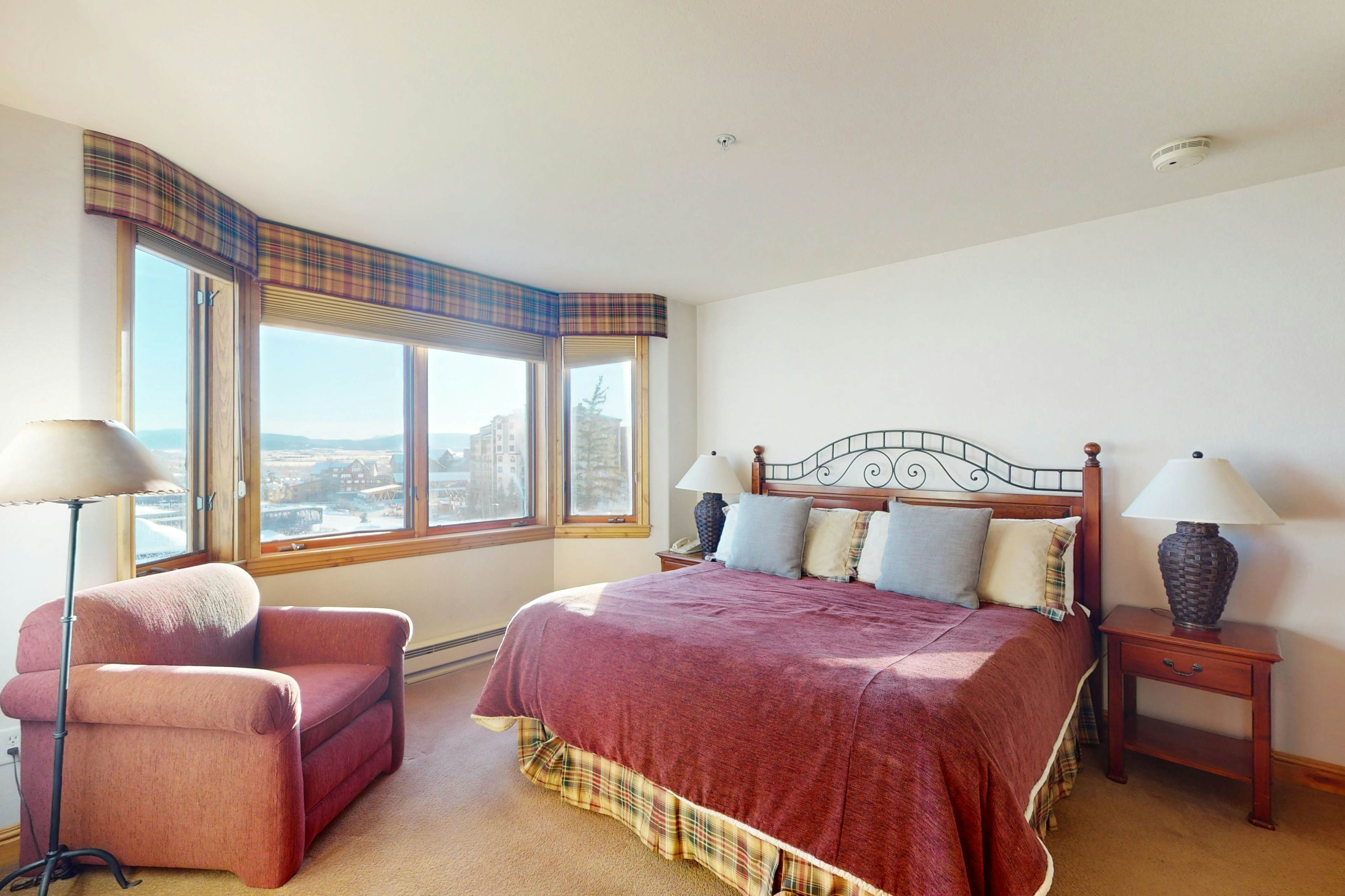 Torian Plum Creekside 414