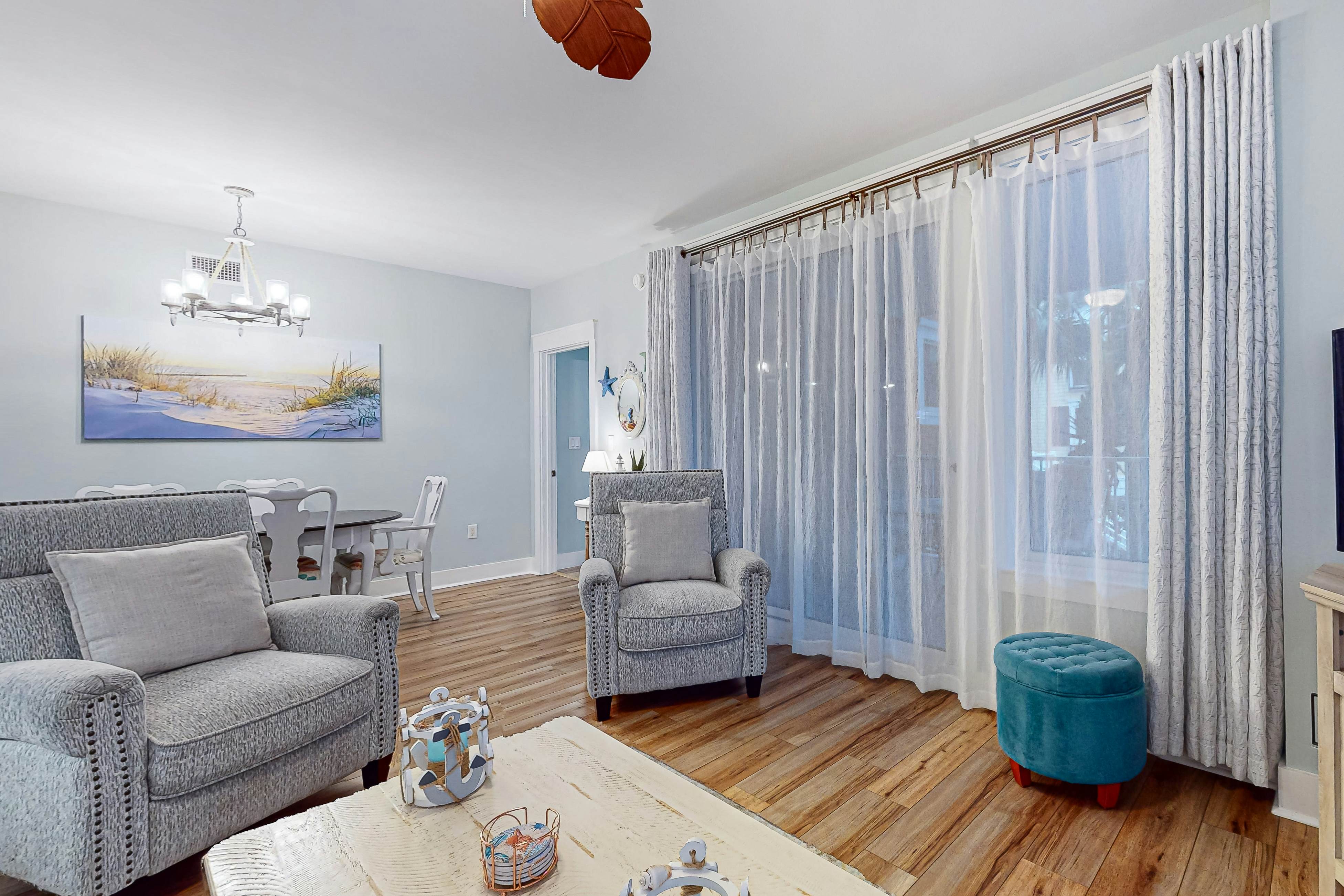 Baytowne Wharf - Market Street Inn #248 - Beauty by the Bay