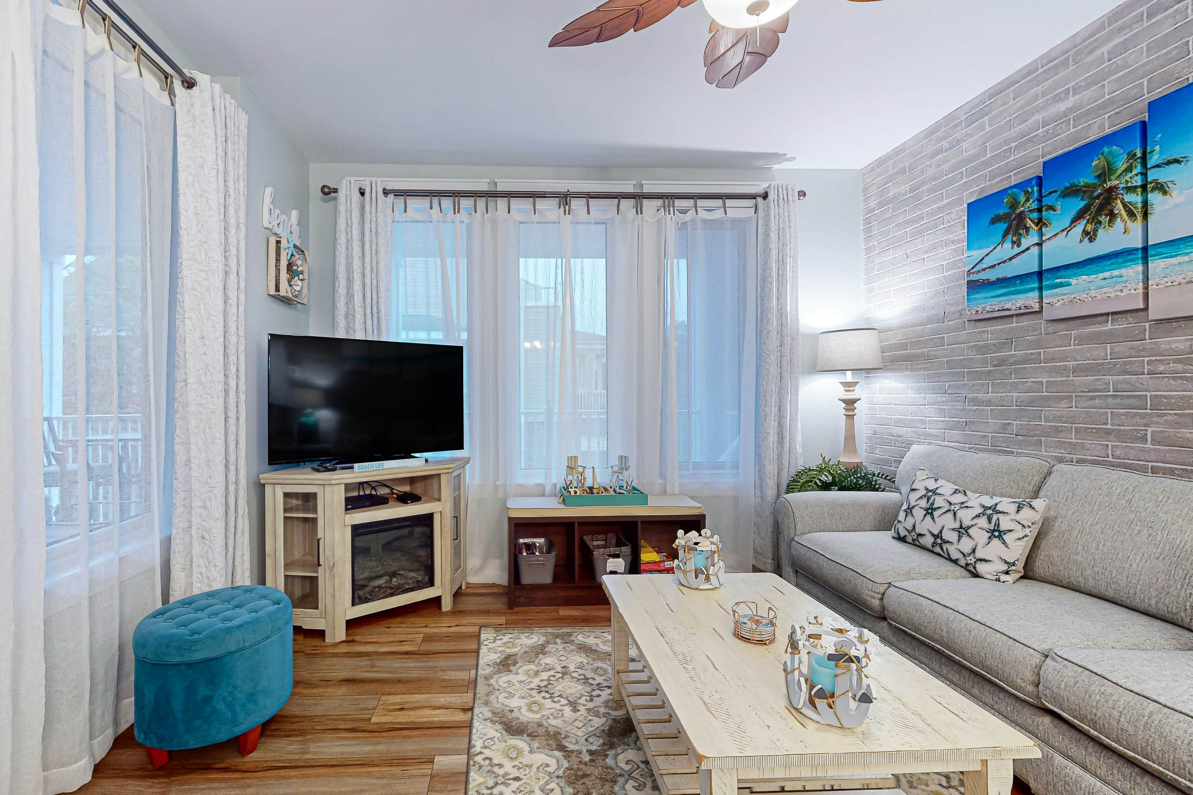 Baytowne Wharf - Market Street Inn #248 - Beauty by the Bay