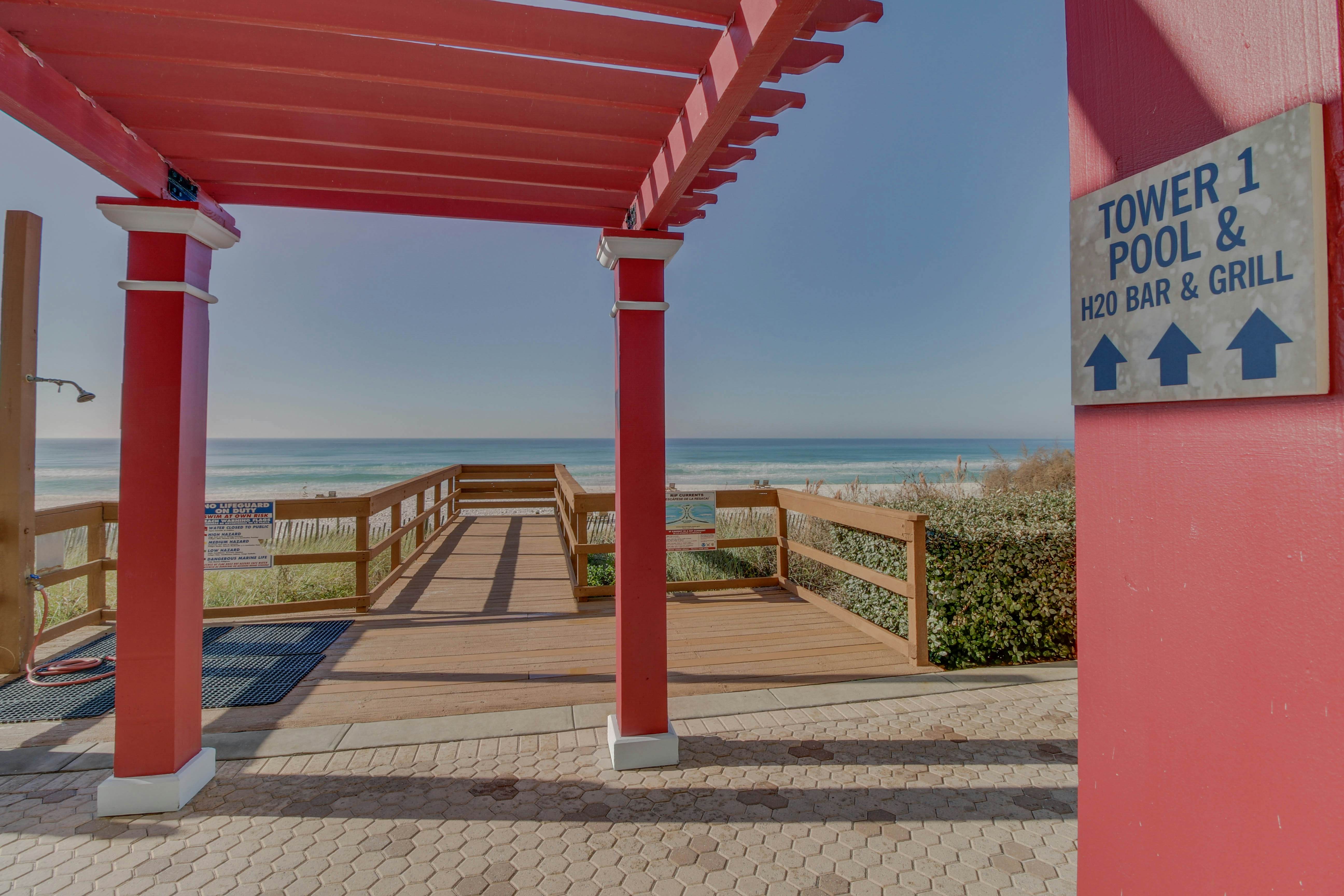 Majestic Beach Resort Tower 2- 1003