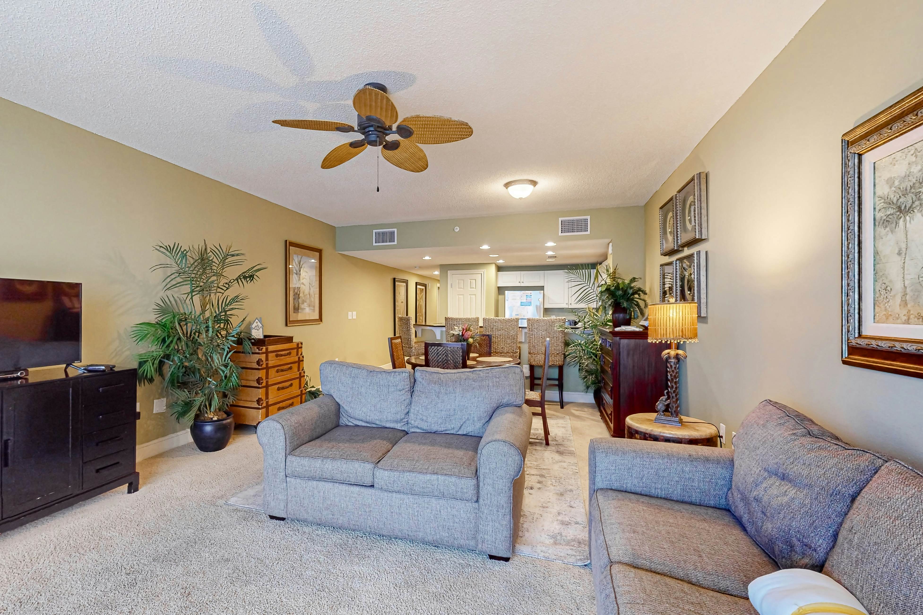 Majestic Beach Resort Tower 2- 1003