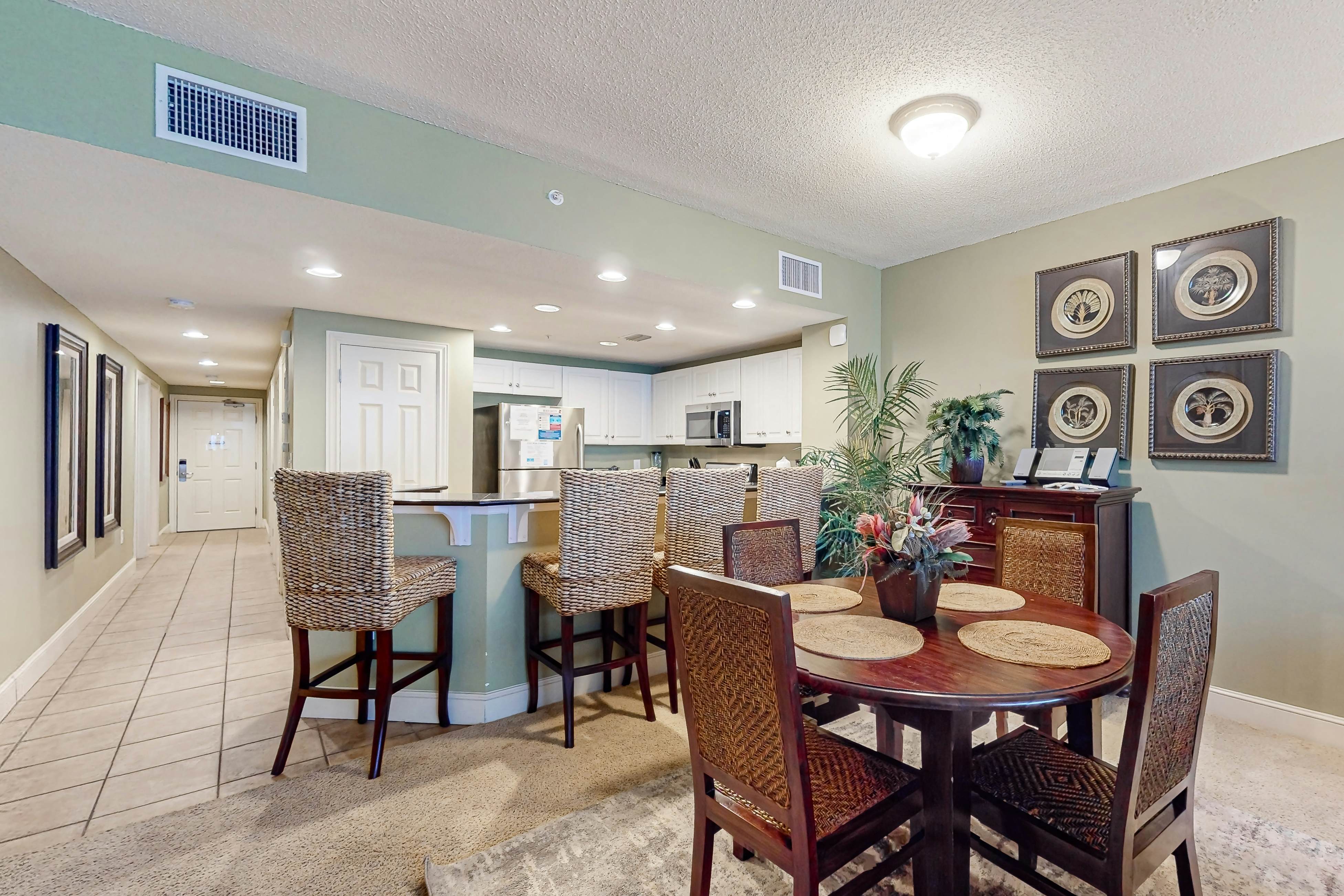 Majestic Beach Resort Tower 2- 1003