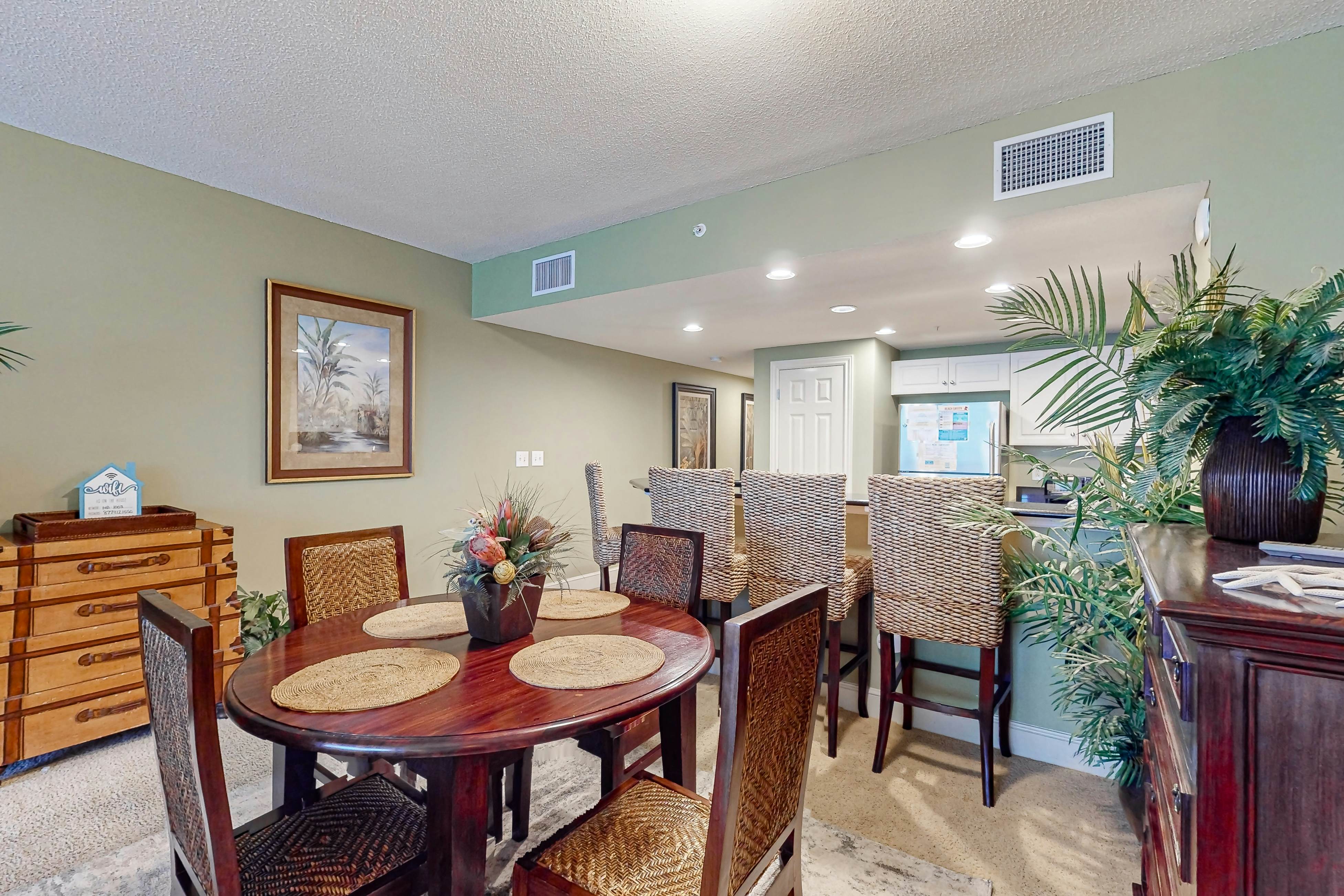 Majestic Beach Resort Tower 2- 1003