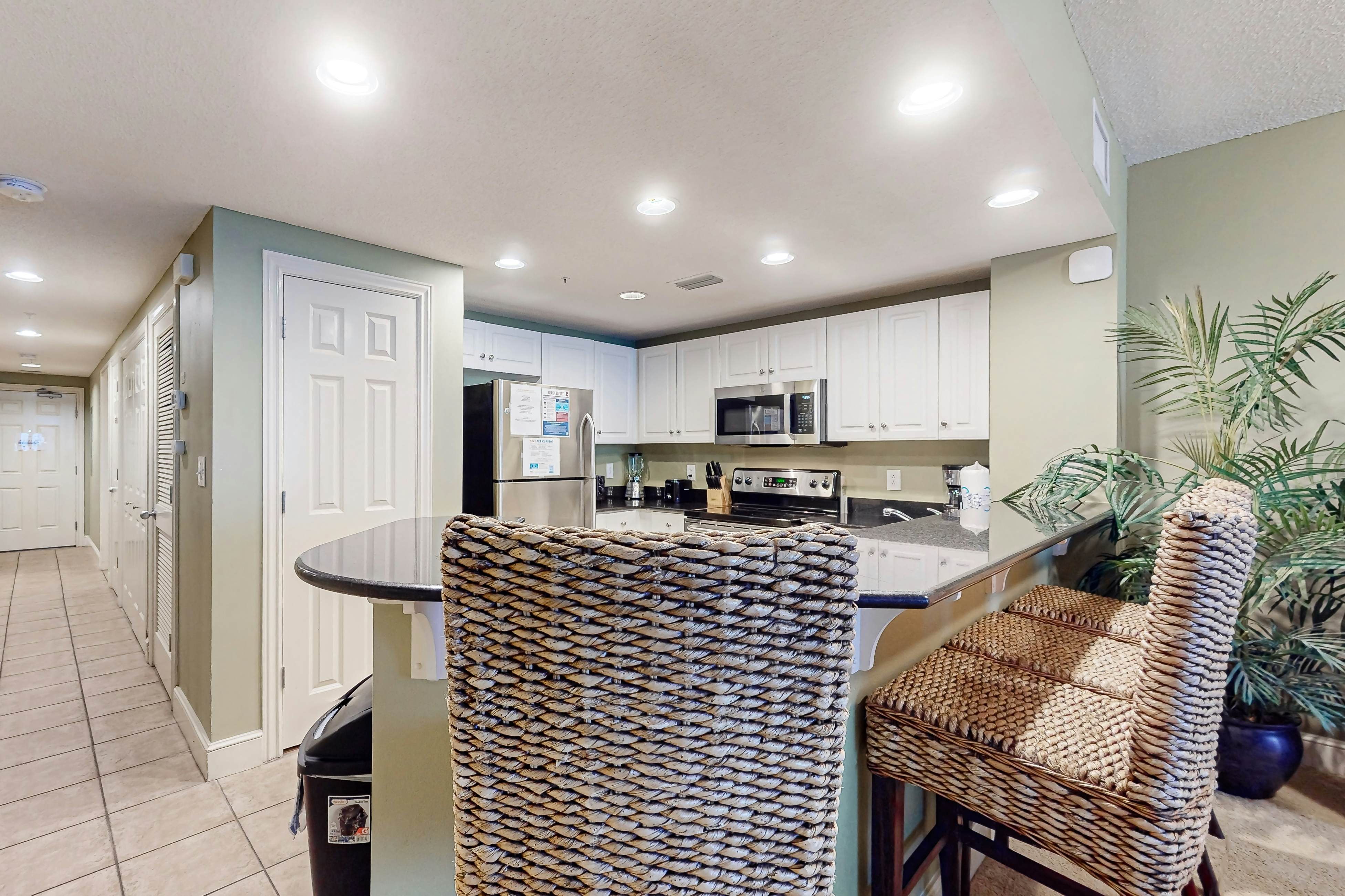 Majestic Beach Resort Tower 2- 1003