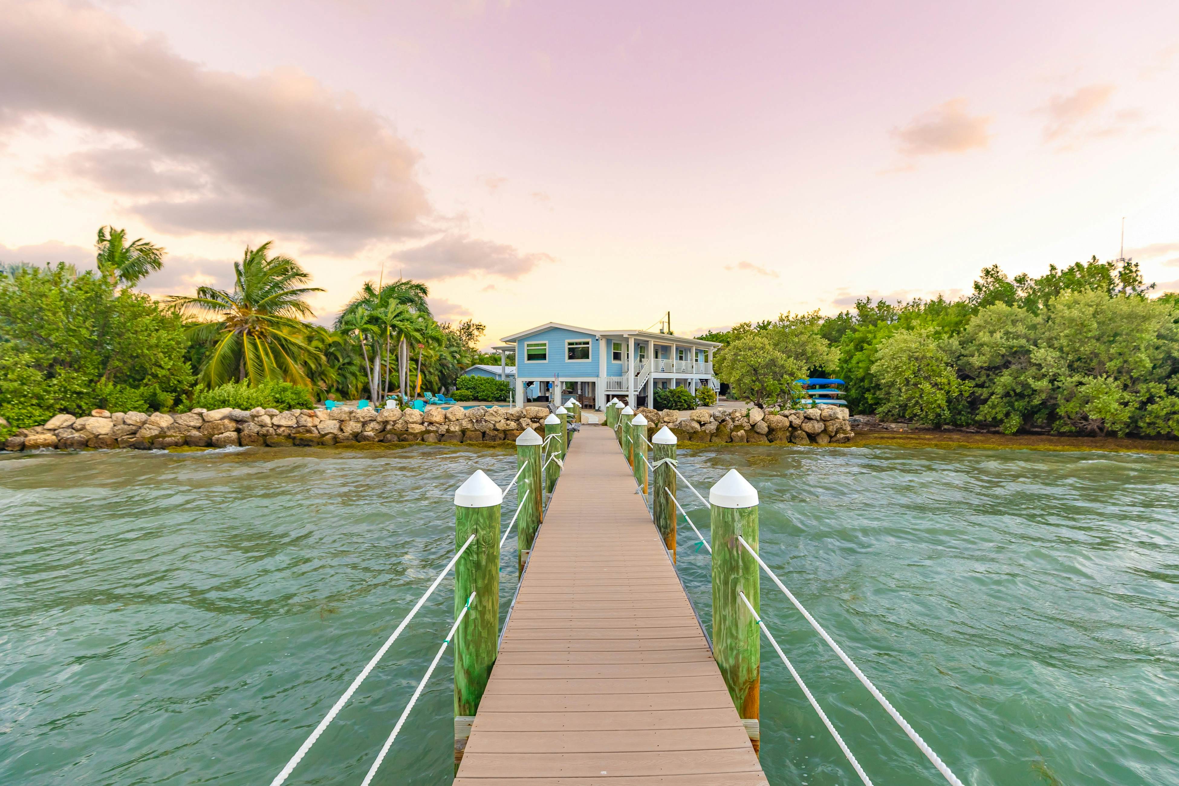 Bayfront Sunset Oasis