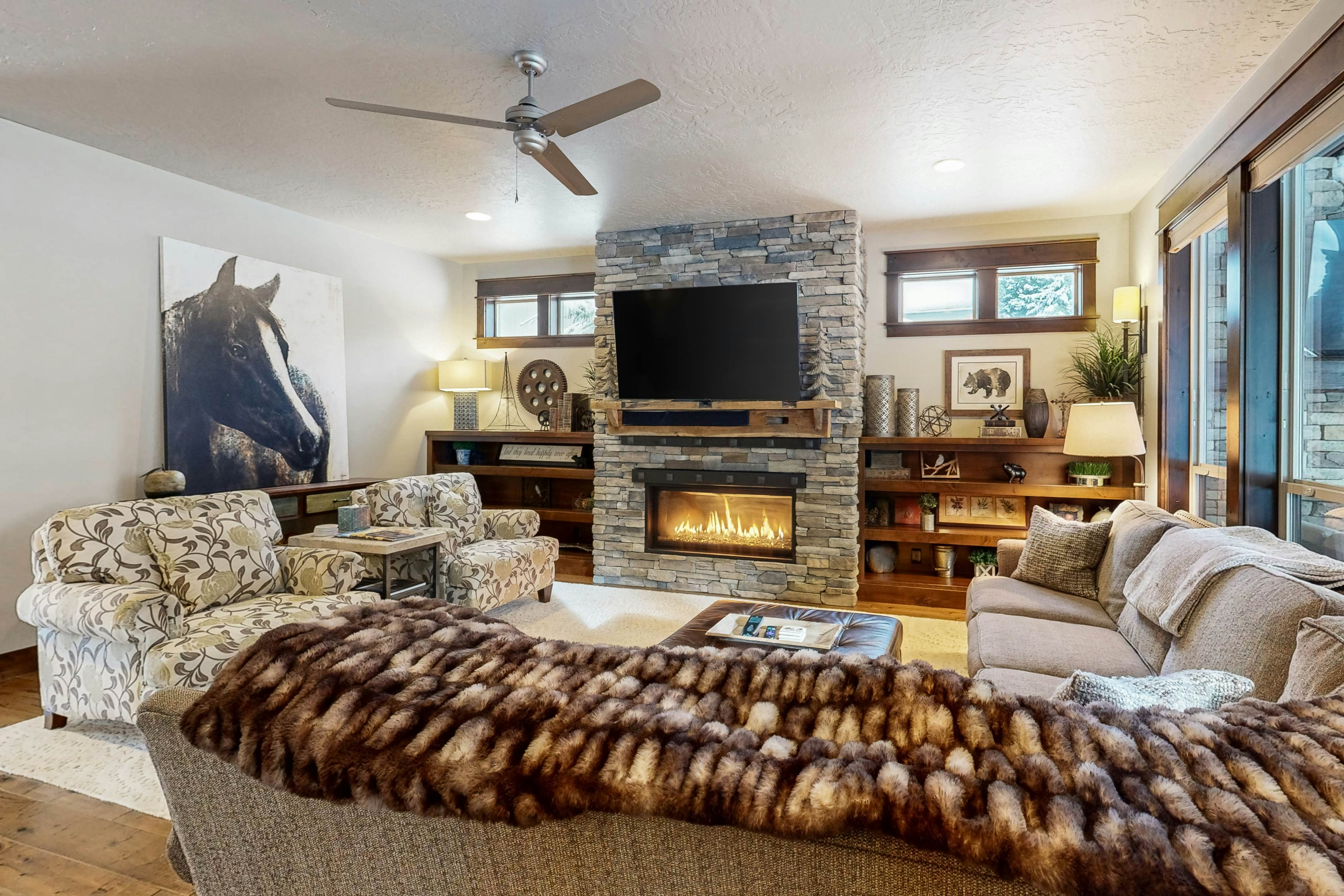 Peaceful Peaks Hideout