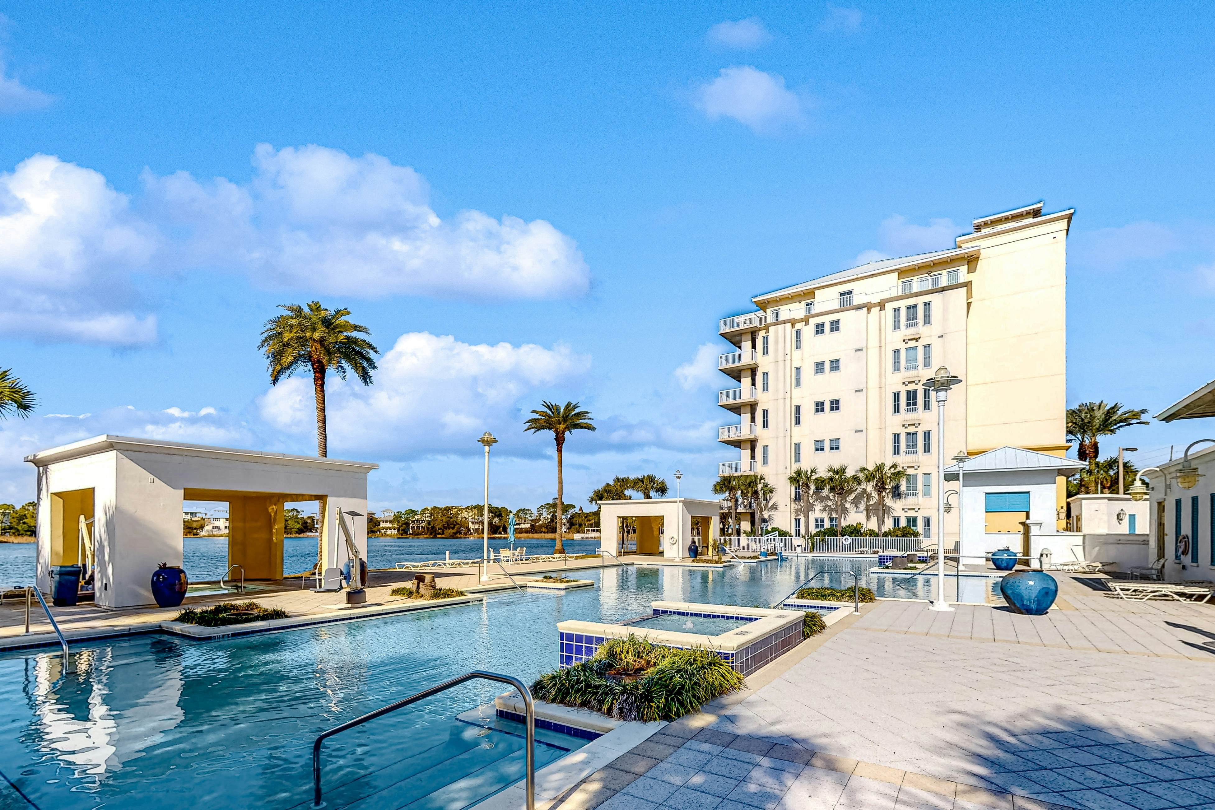 Carillon Beach Inn 308