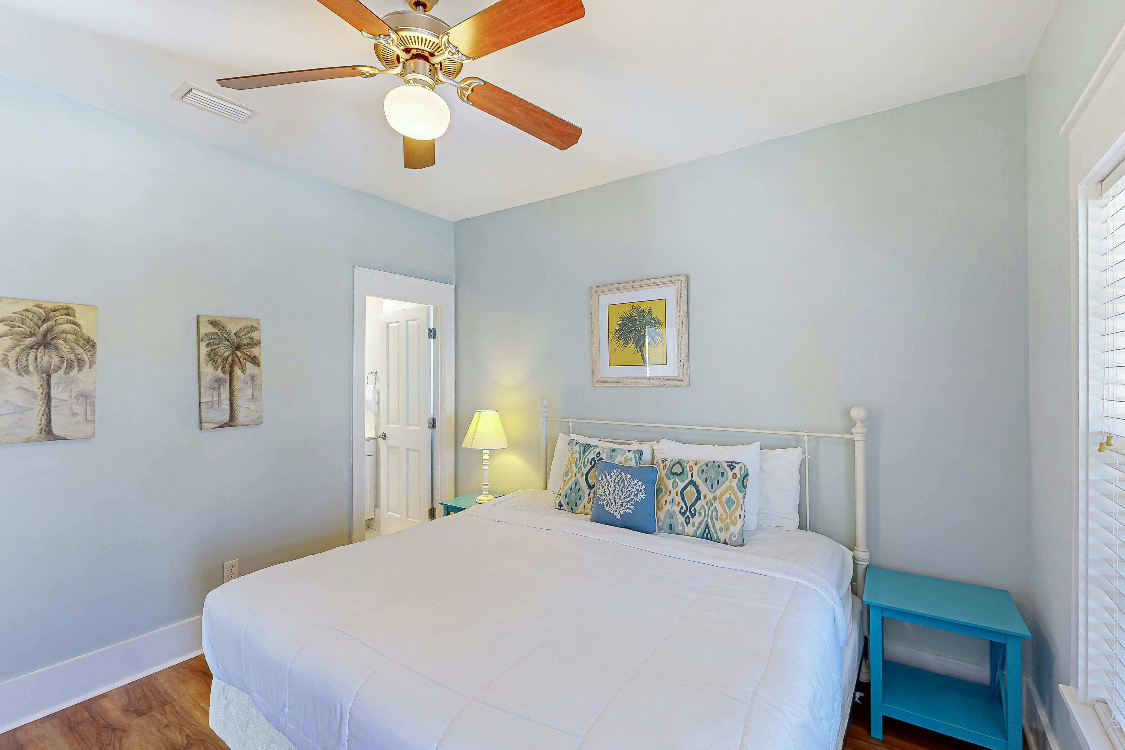 Barefoot Cottages #B22