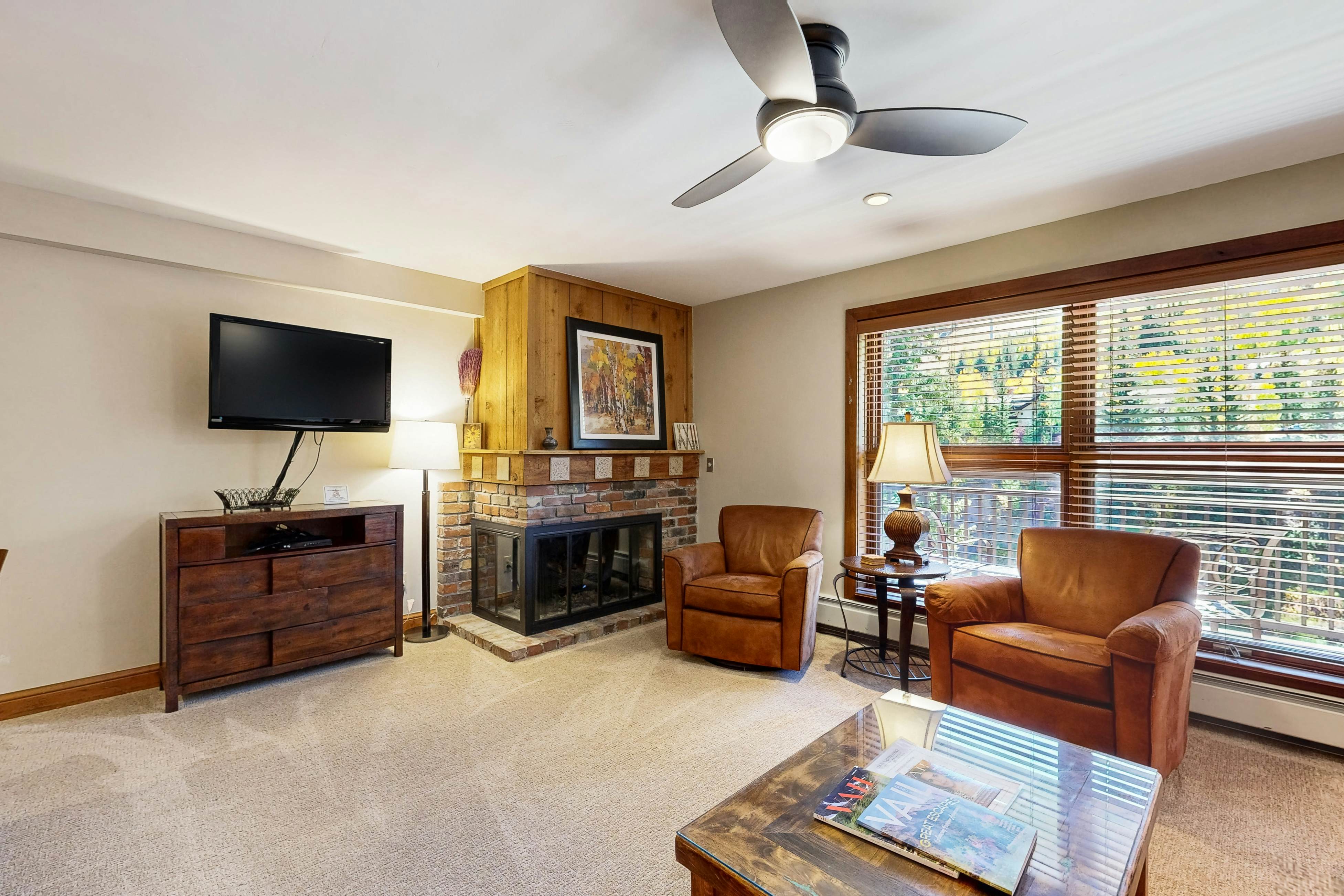 Lion Square Lodge South 470