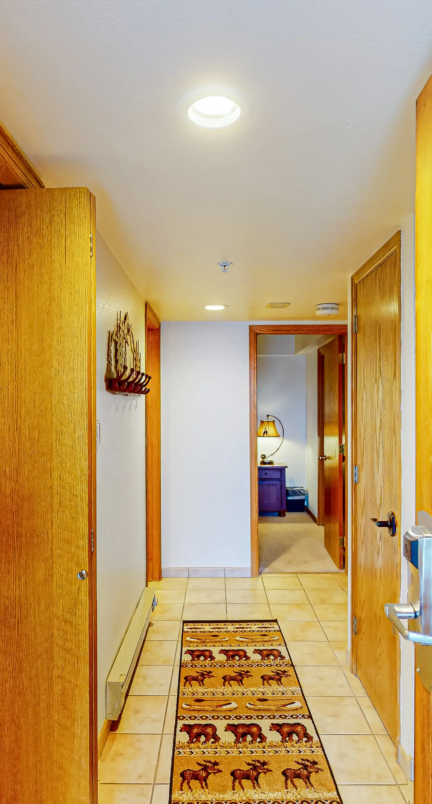 Torian Plum Plaza 606