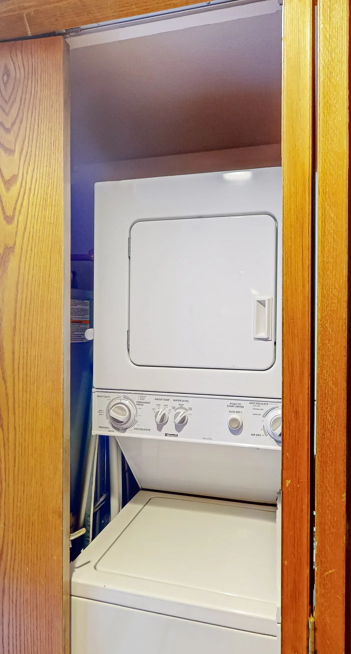 Torian Plum Plaza 606