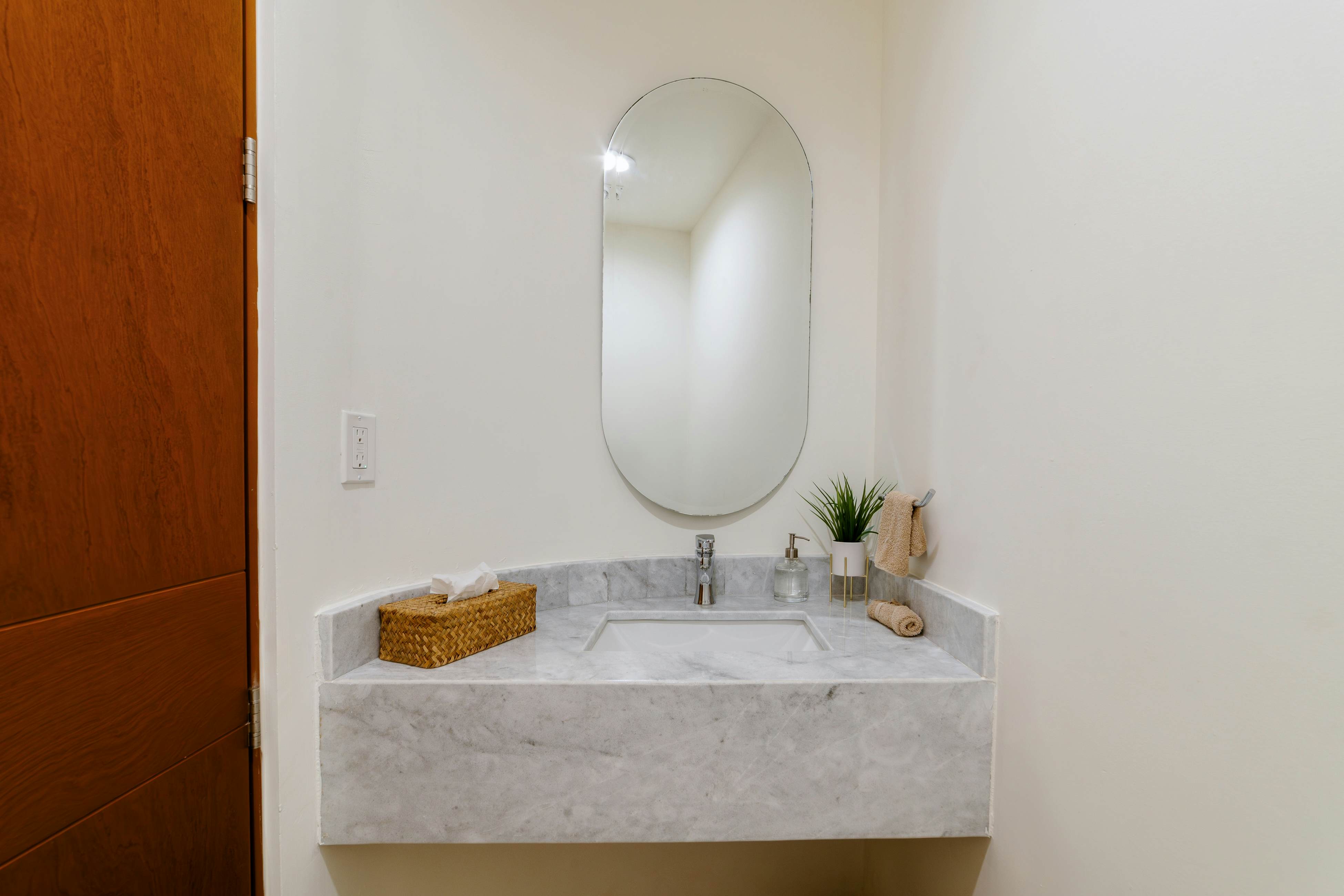 The Ocean Breeze Retreat