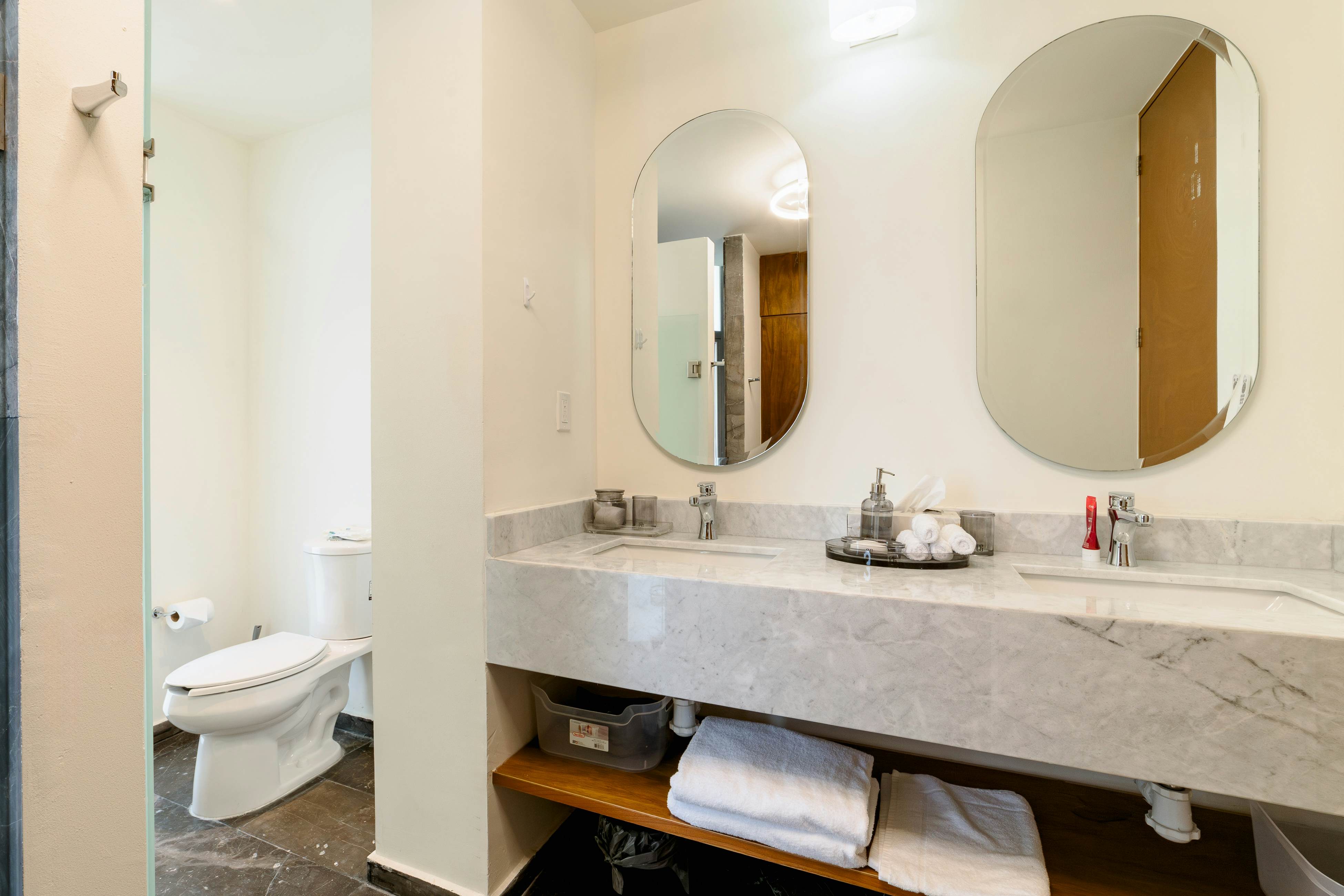 The Ocean Breeze Retreat