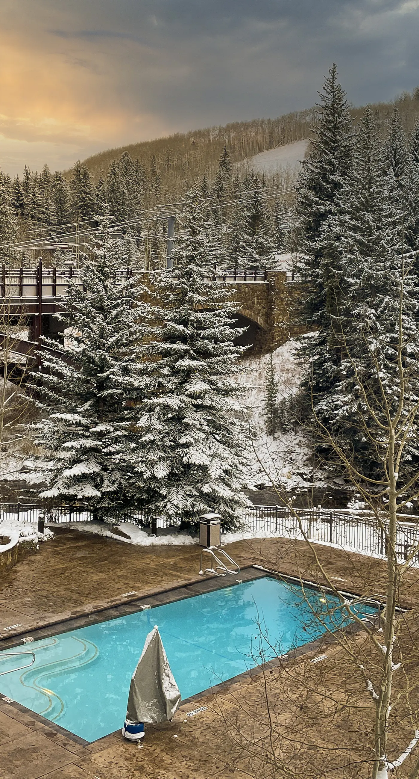 Lion Square Lodge South 170