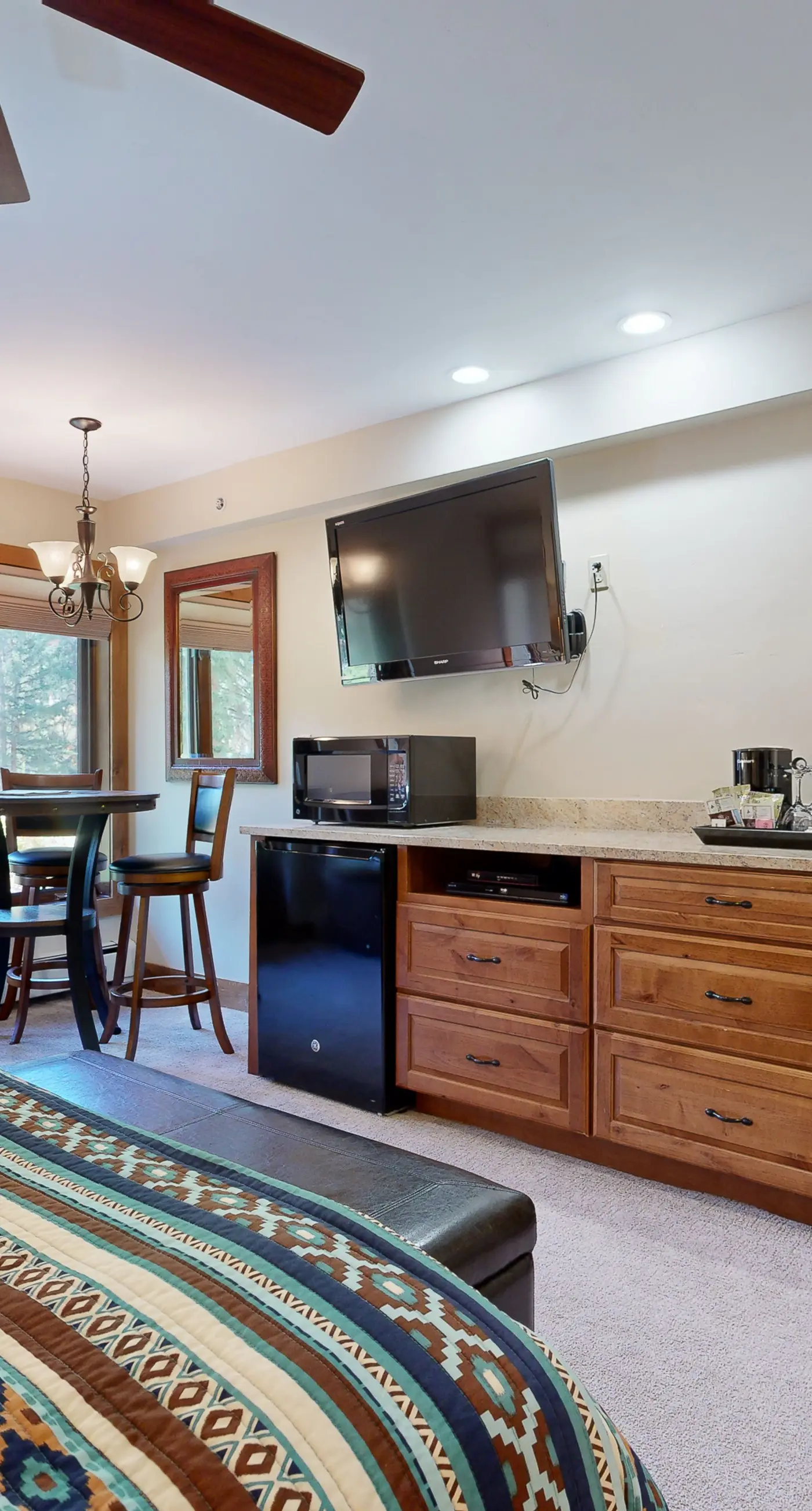 Lion Square Lodge South 170