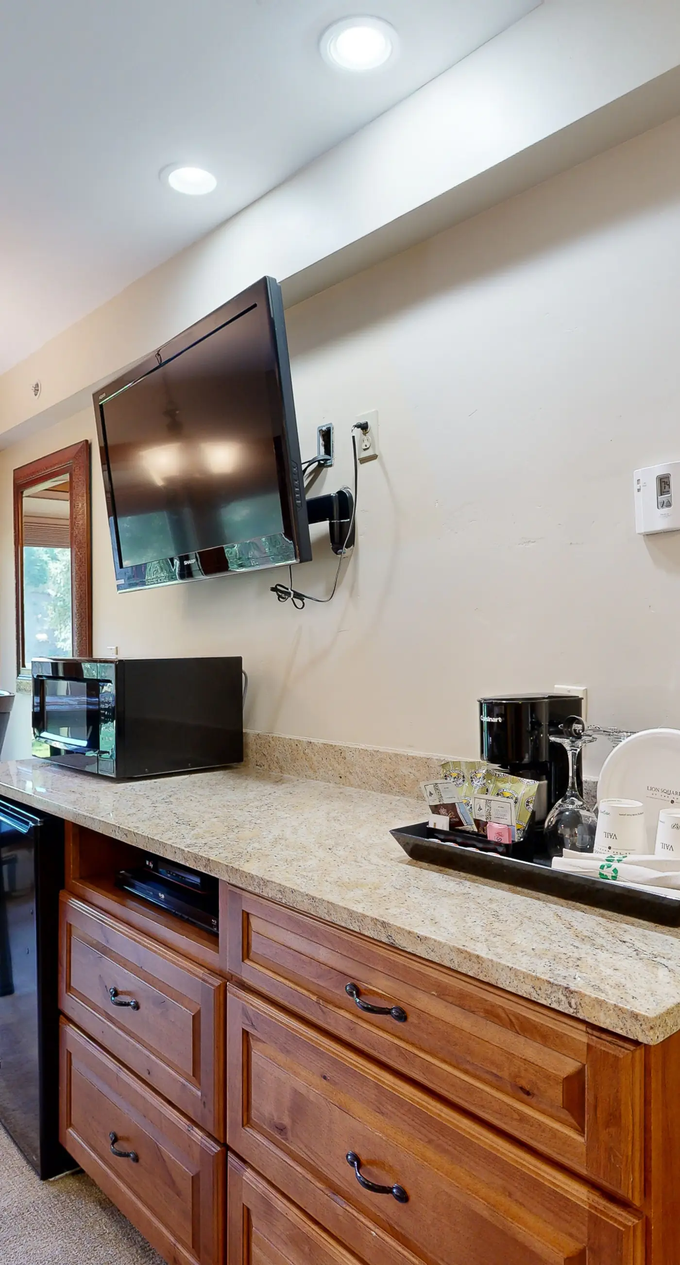 Lion Square Lodge South 170