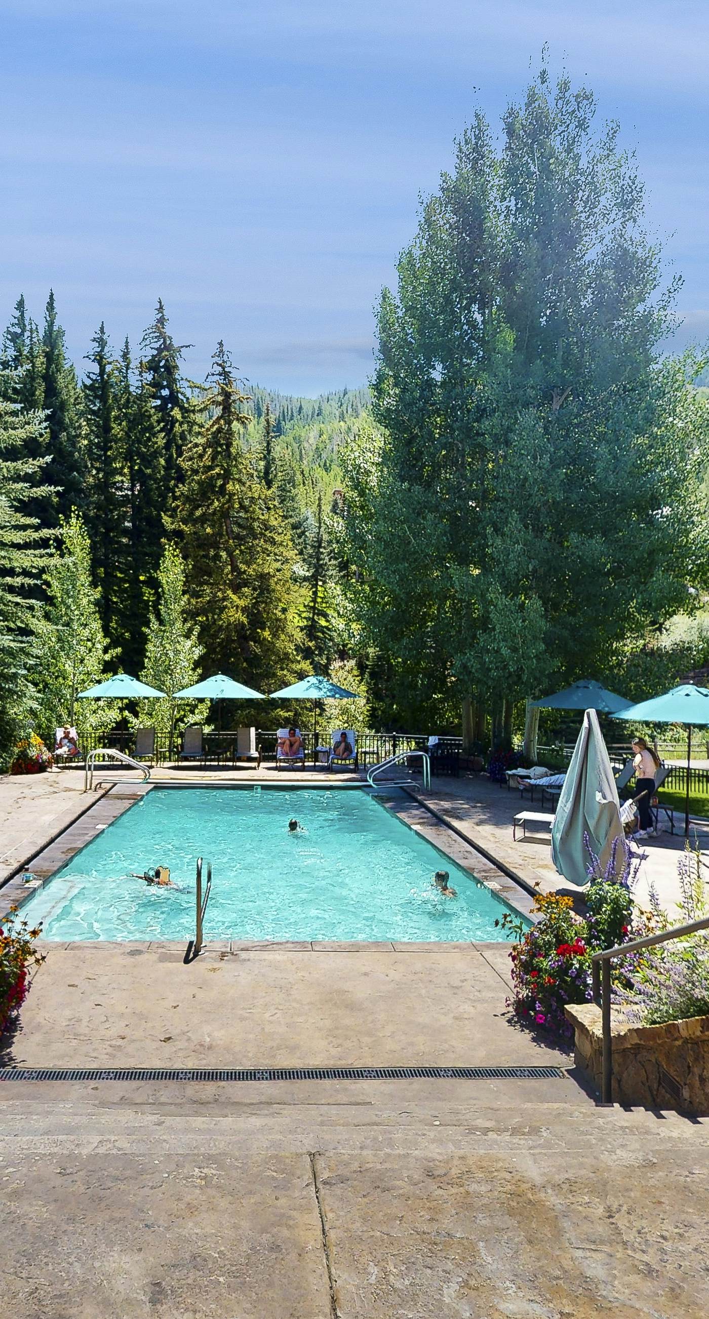 Lion Square Lodge South 372