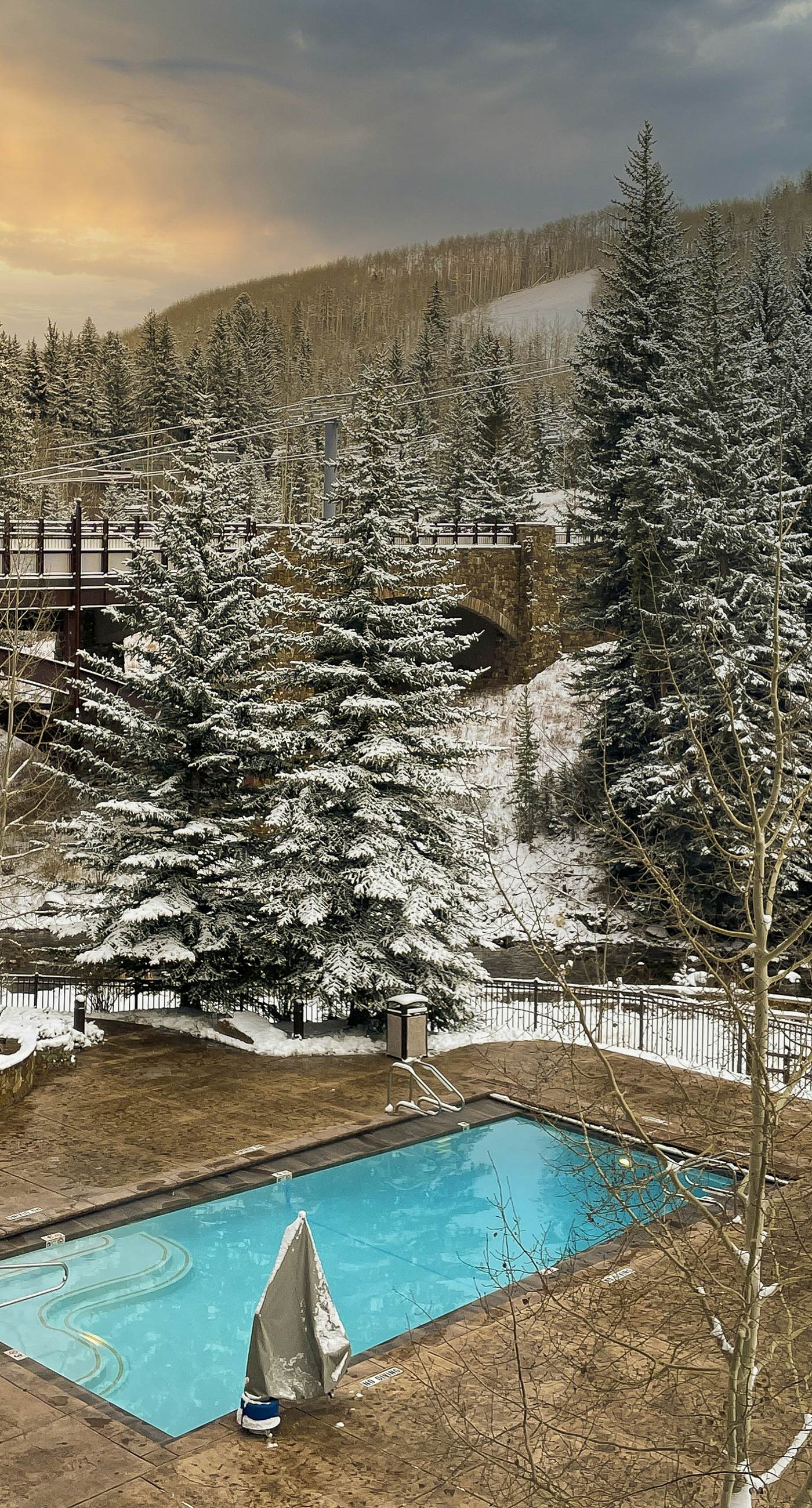 Lion Square Lodge South 372