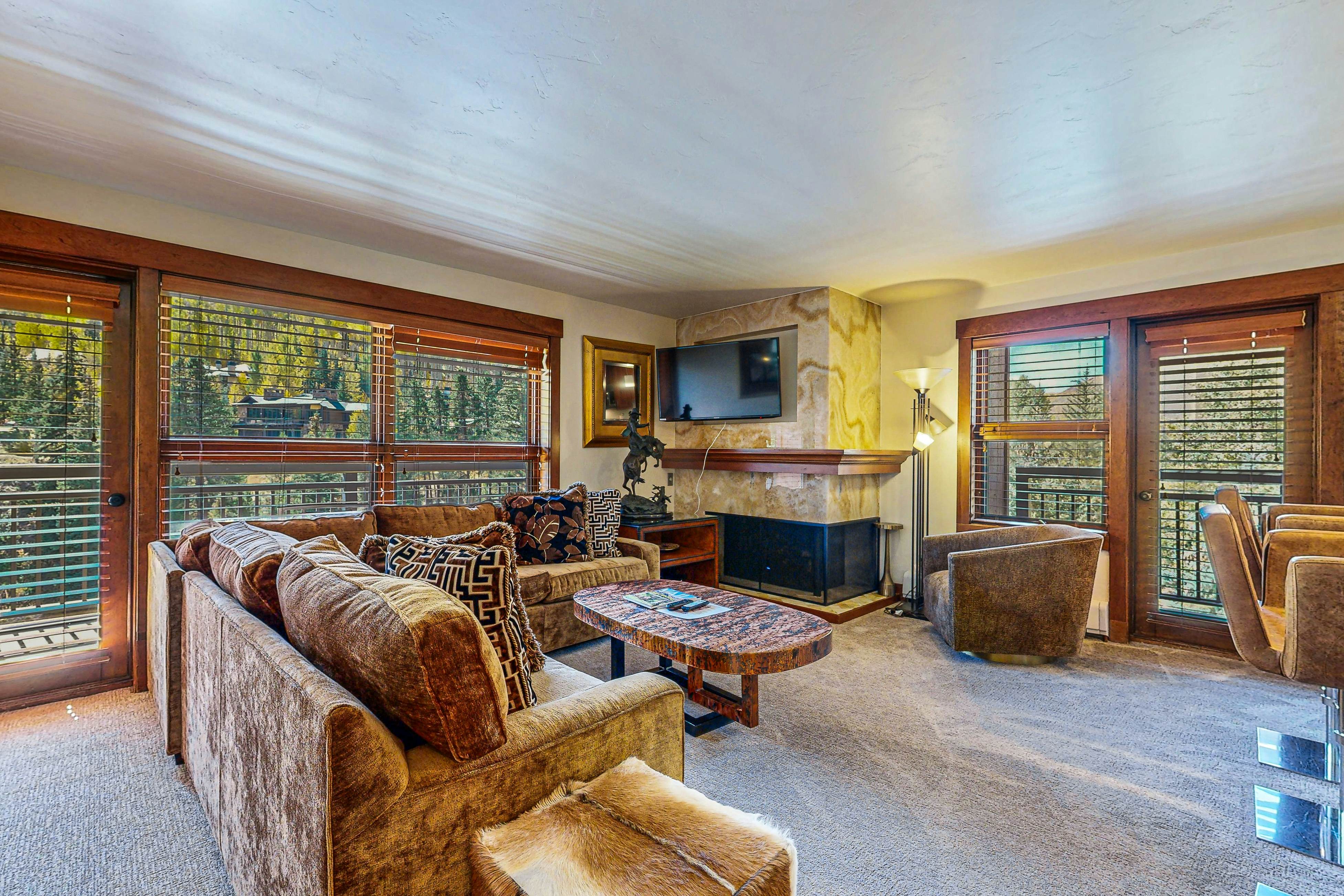 Lion Square Lodge South 474