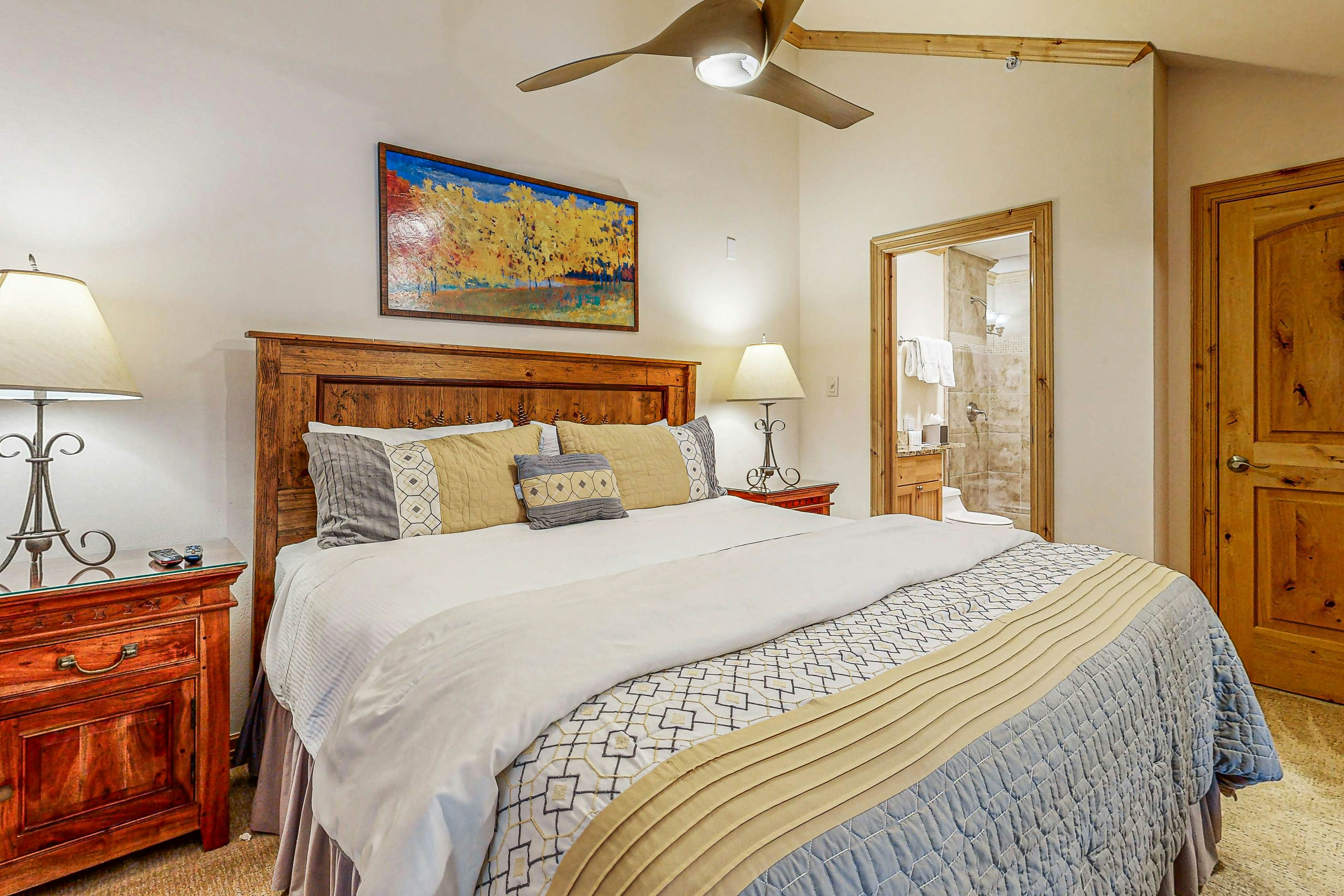 Lion Square Lodge South 554a