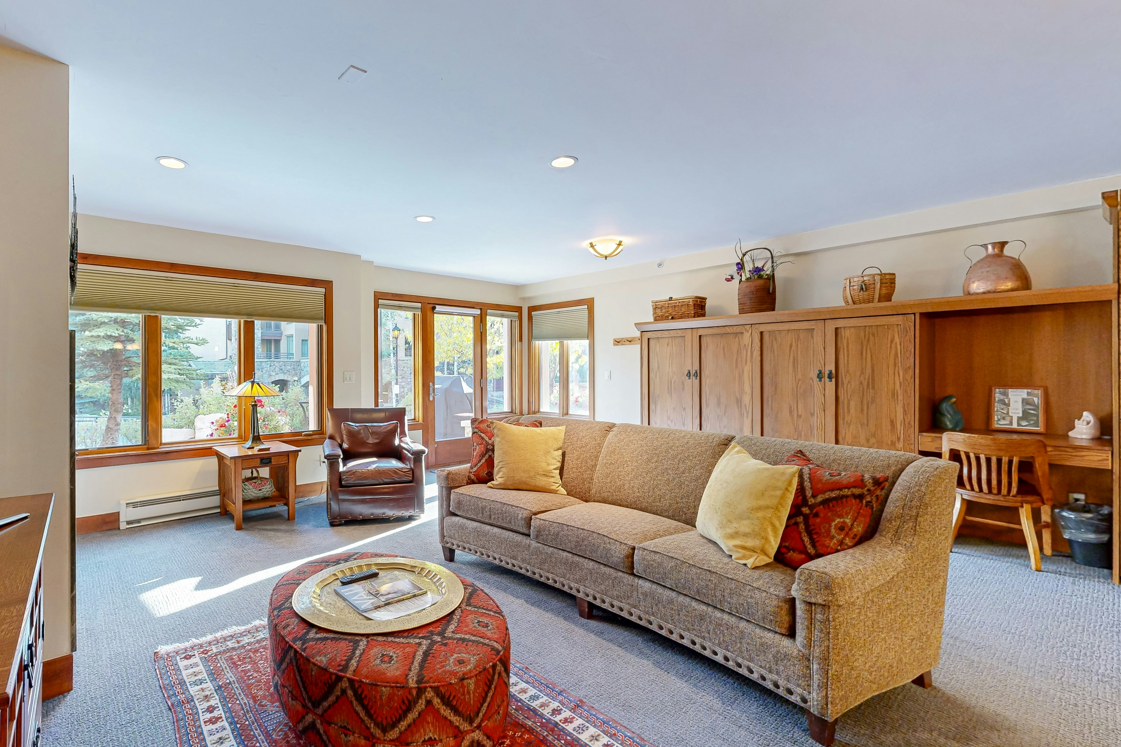 Lion Square Lodge North 194