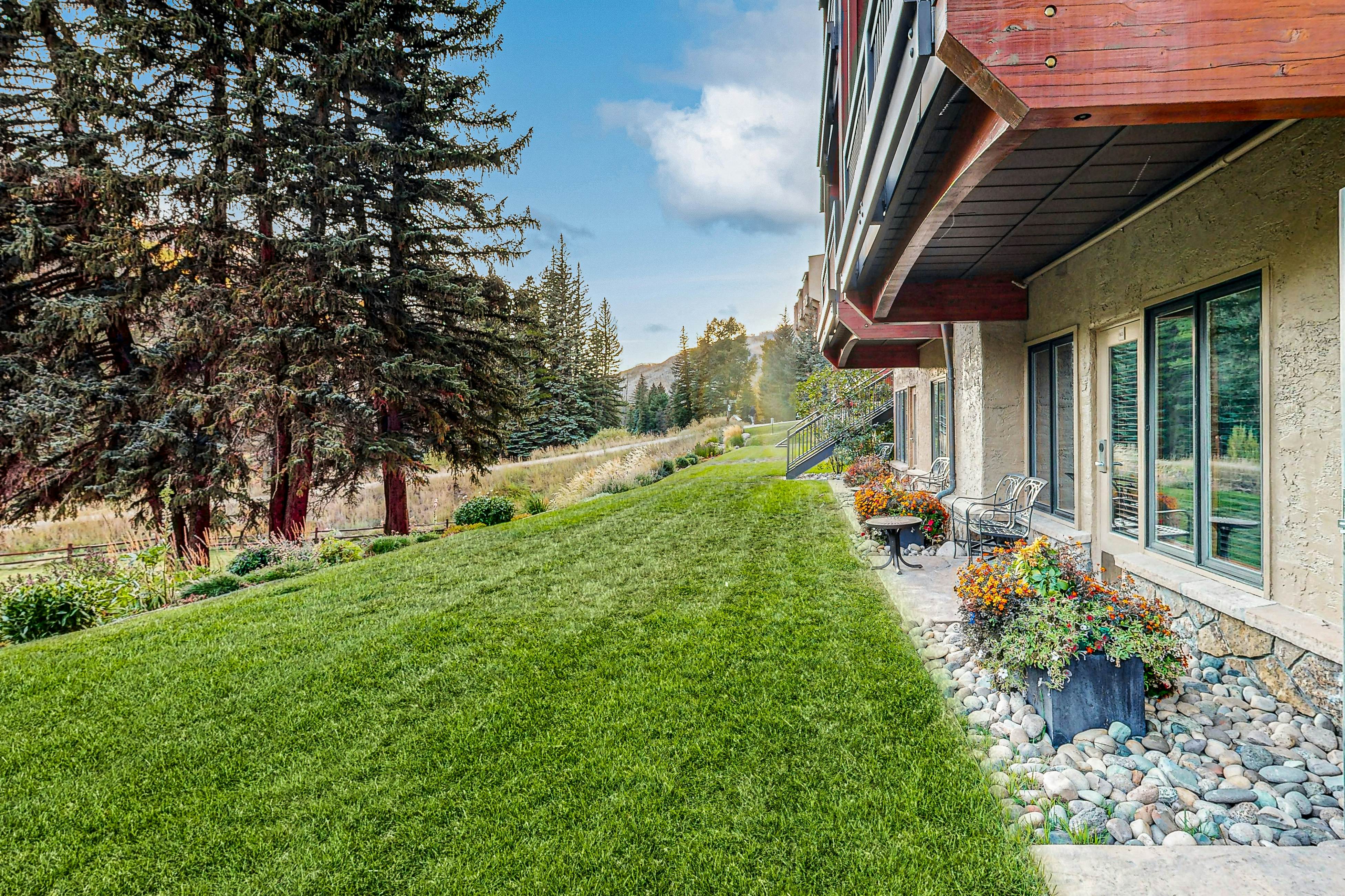 Lion Square Lodge South 158