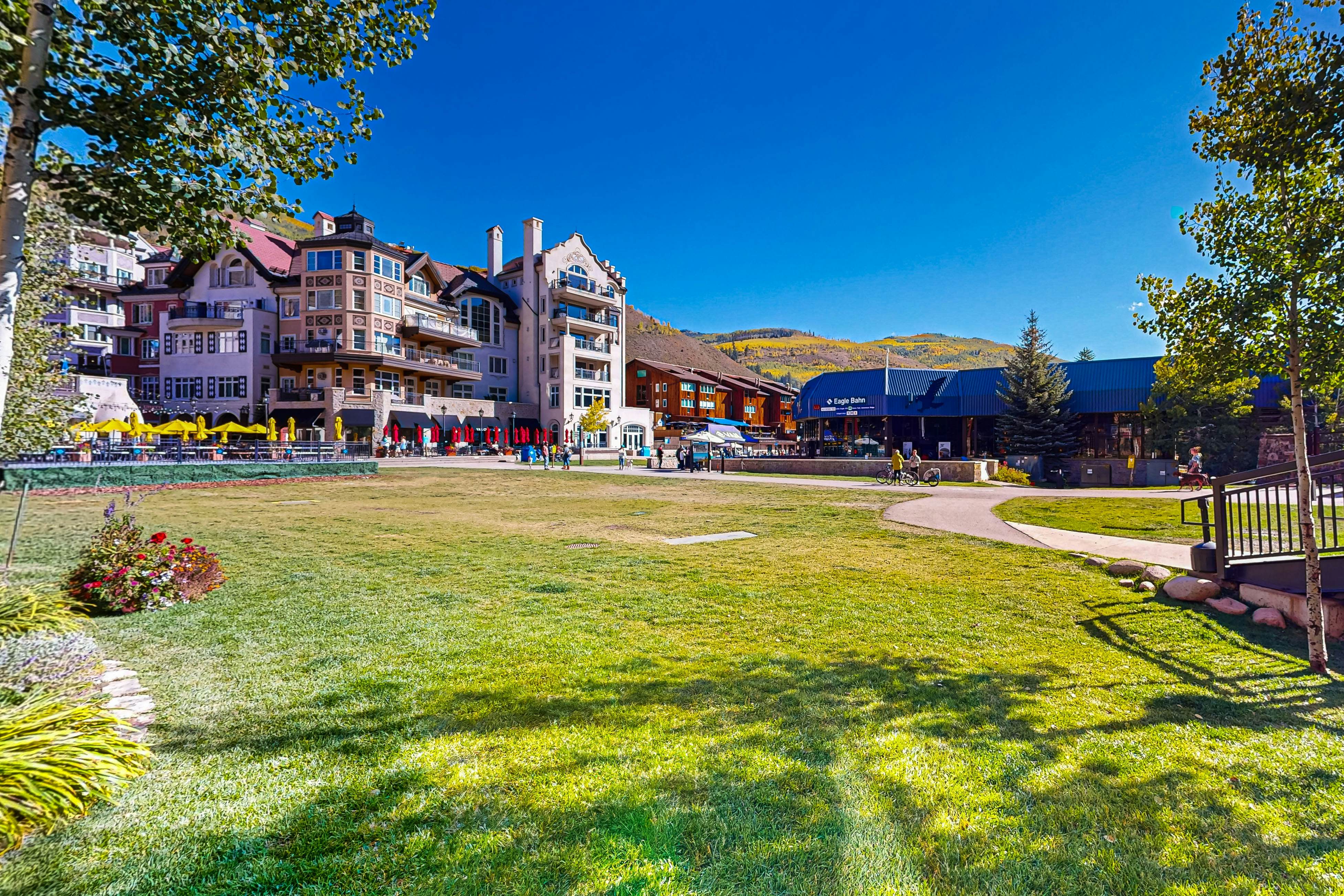 Lion Square Lodge East 101