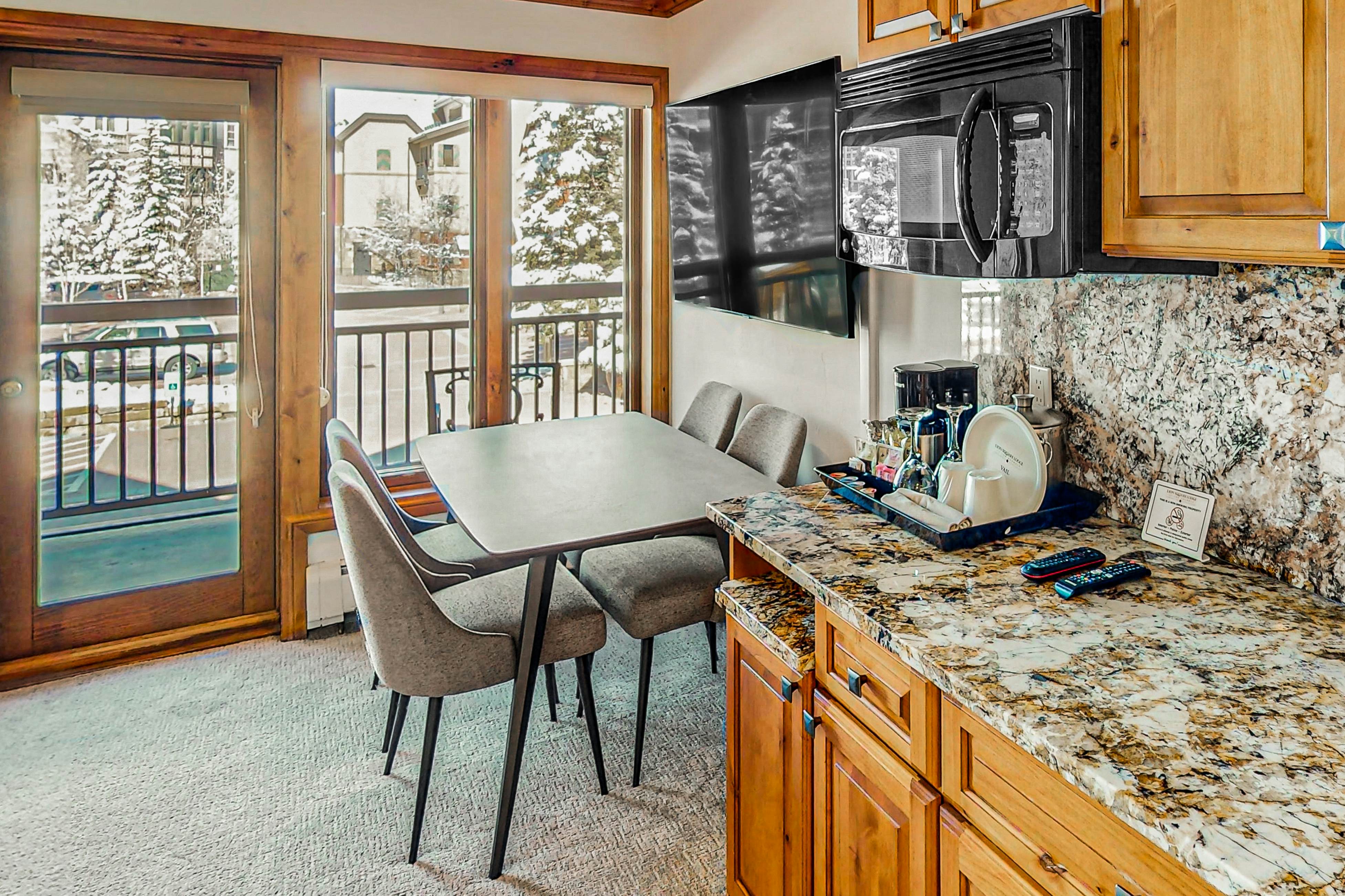 Lion Square Lodge South 461