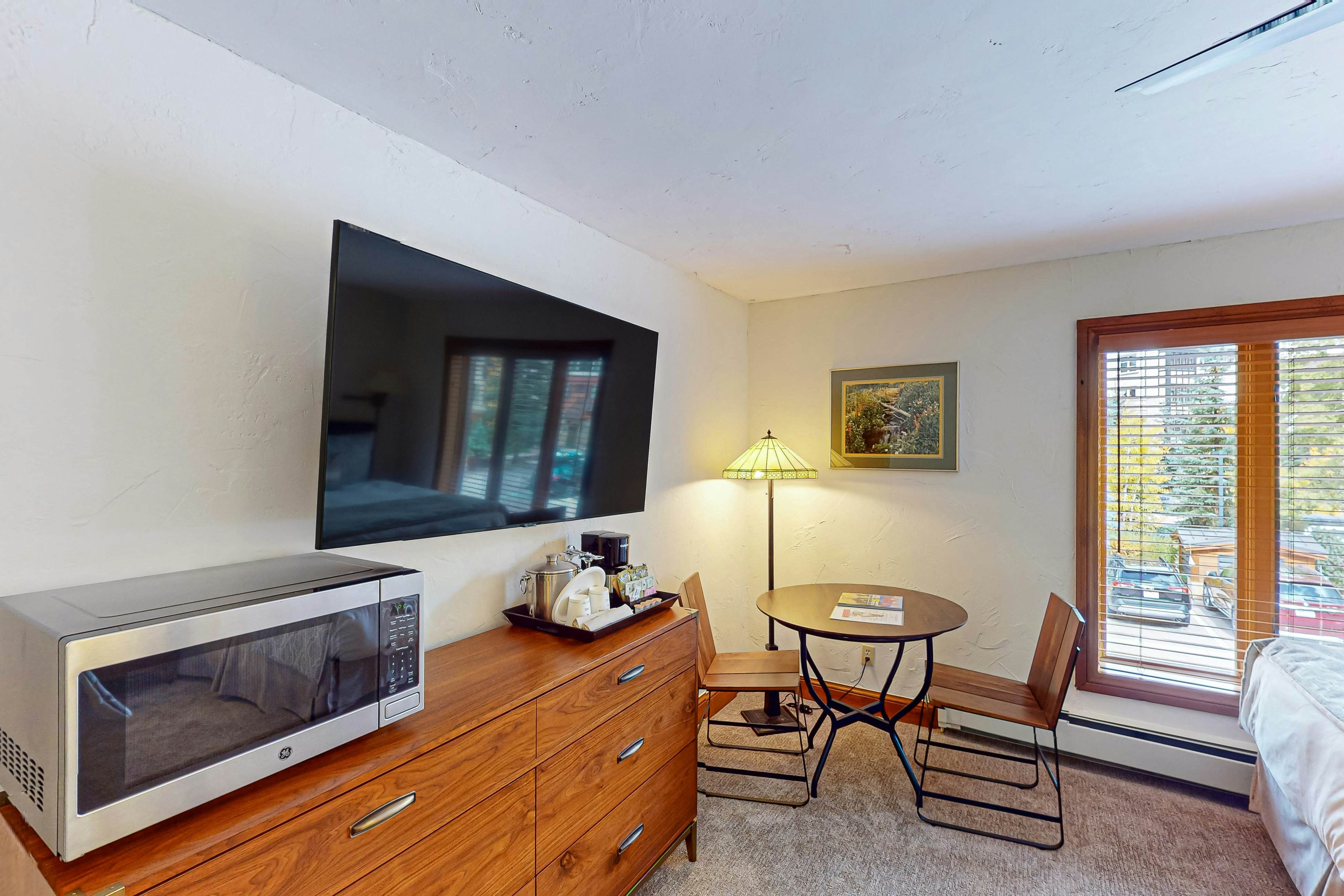 Lion Square Lodge South 468