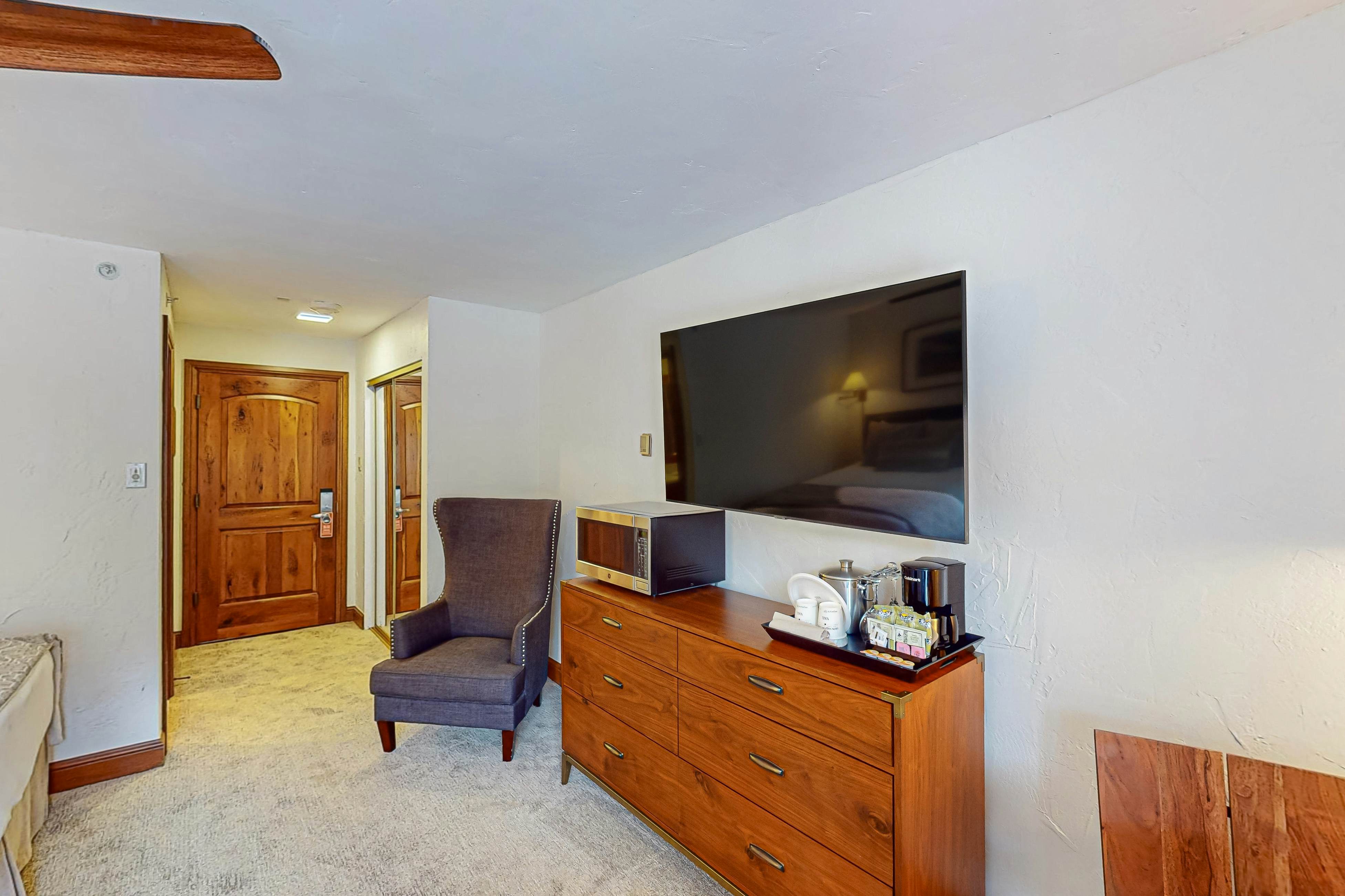 Lion Square Lodge South 468