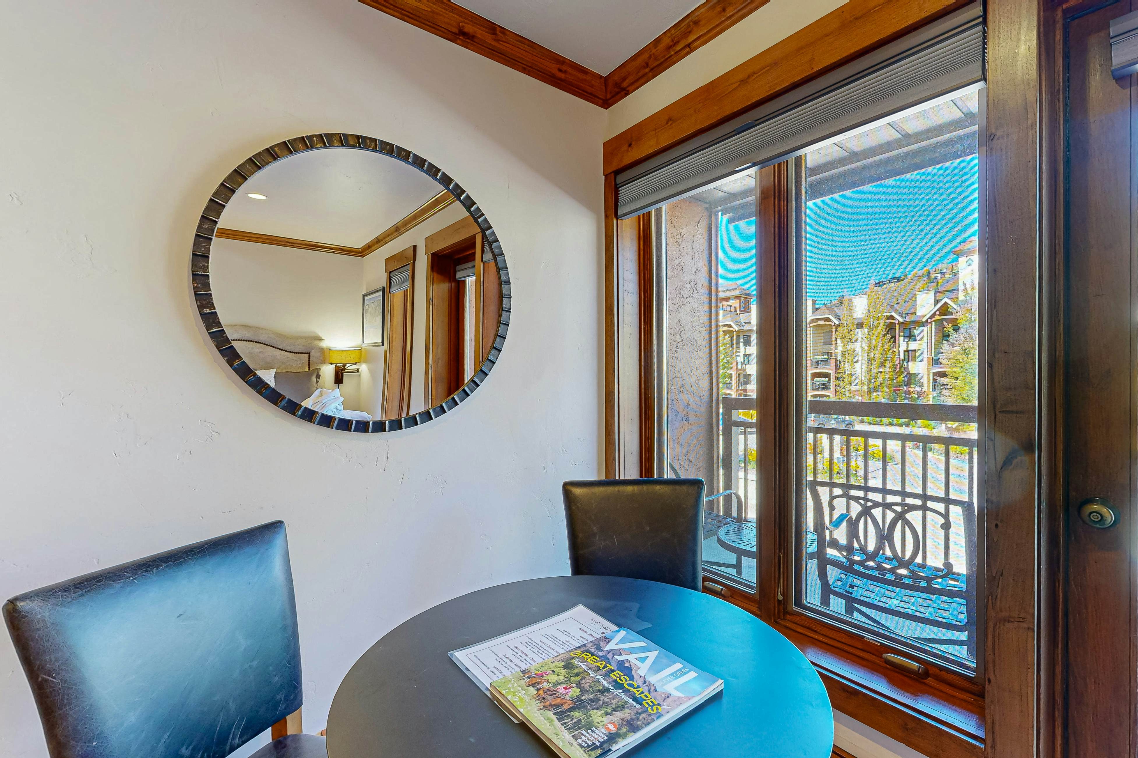 Lion Square Lodge South 472