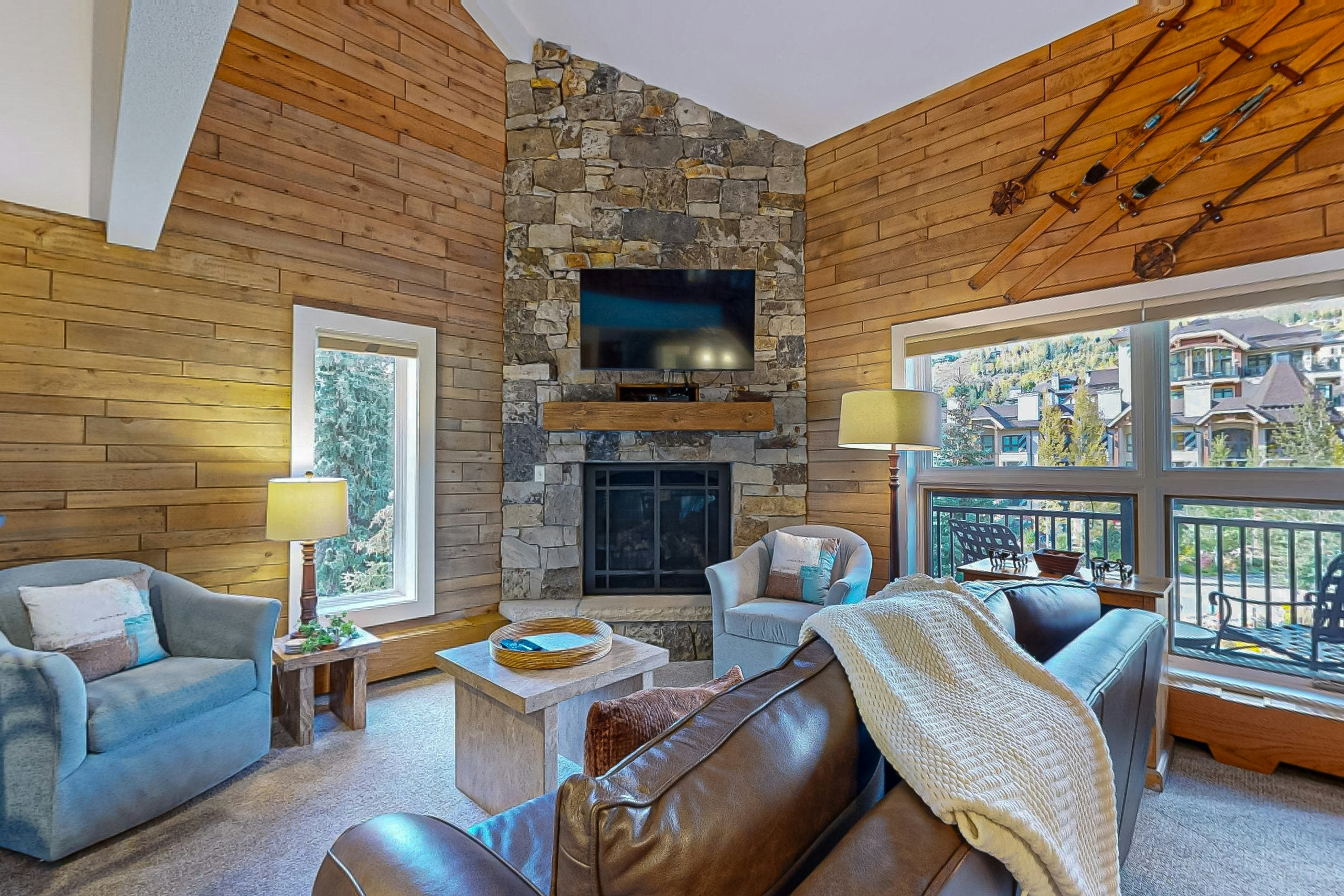 Lion Square Lodge South 576