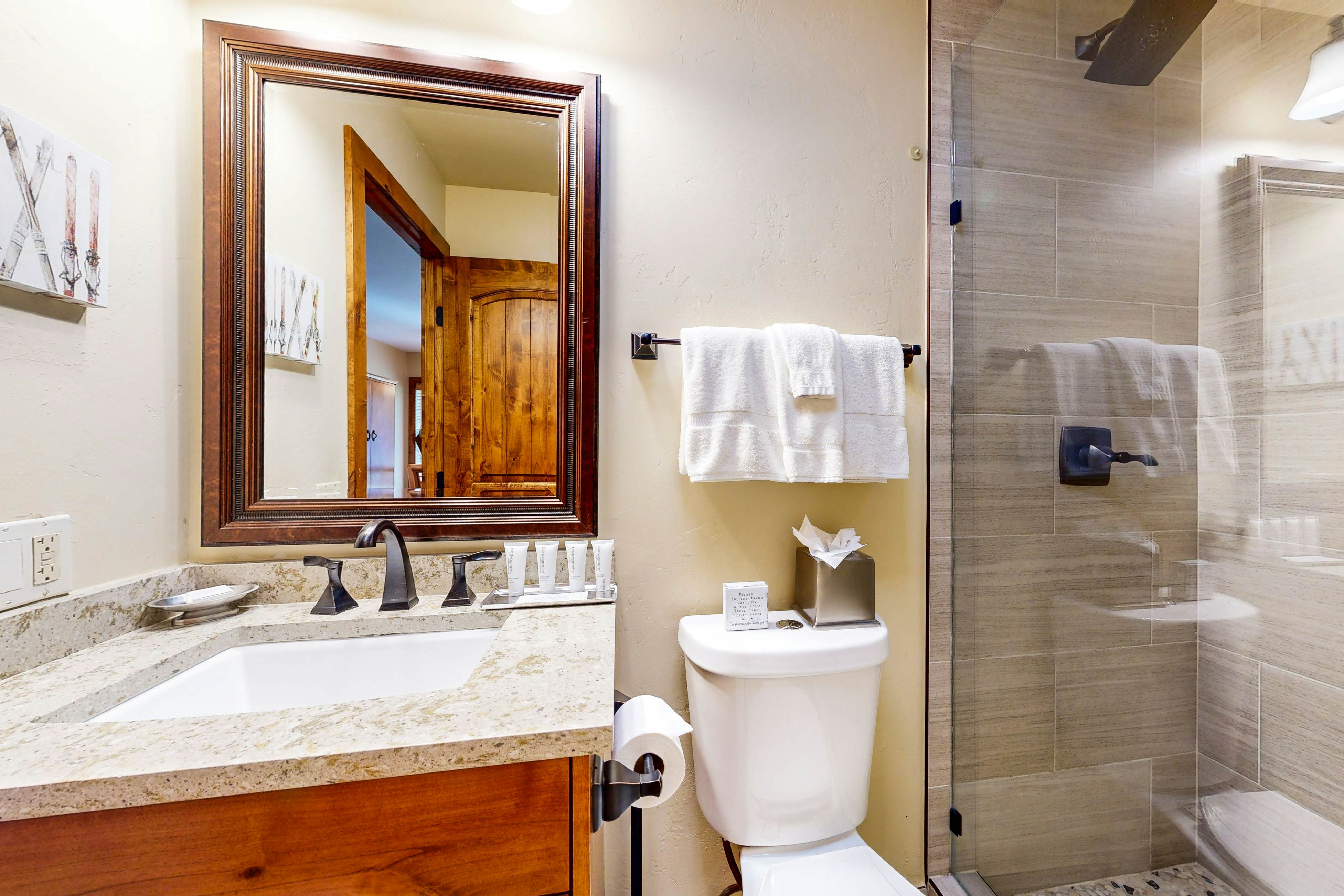 Lion Square Lodge South 162