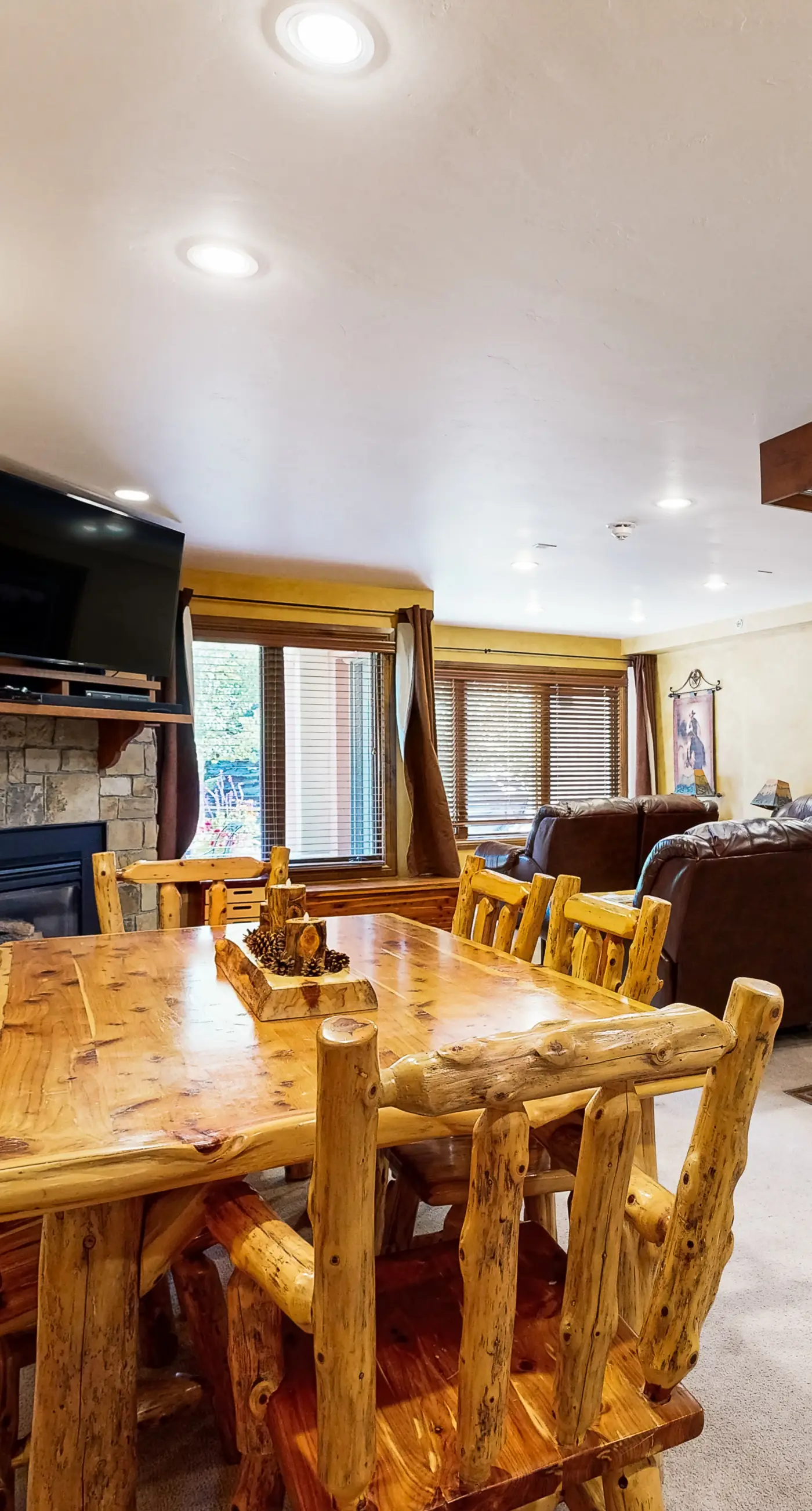 Lion Square Lodge North 190