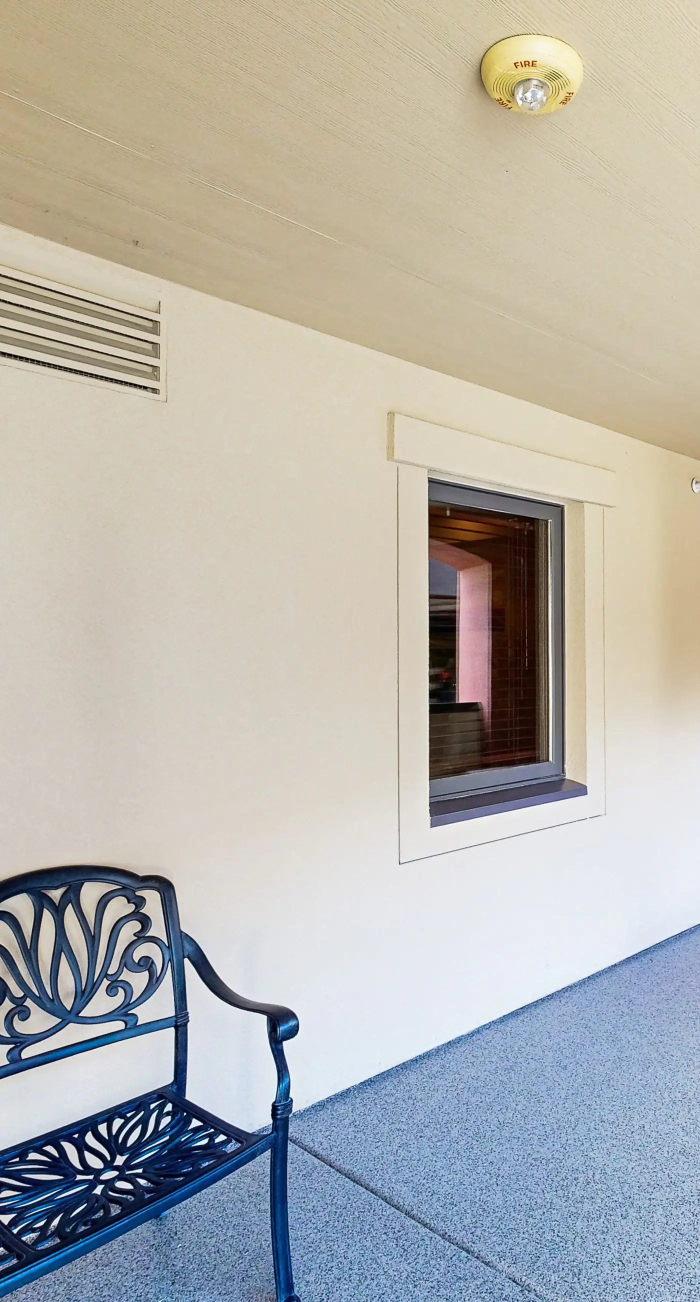 Lion Square Lodge North 190