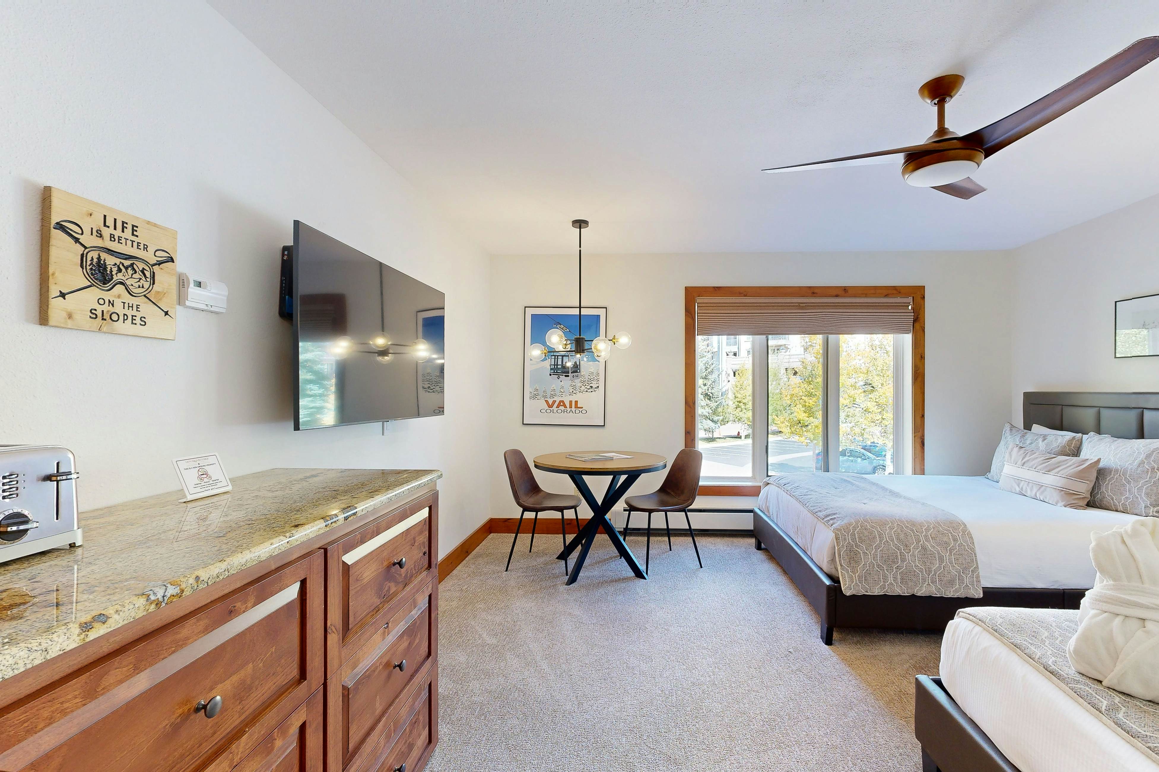 Lion Square Lodge South 478