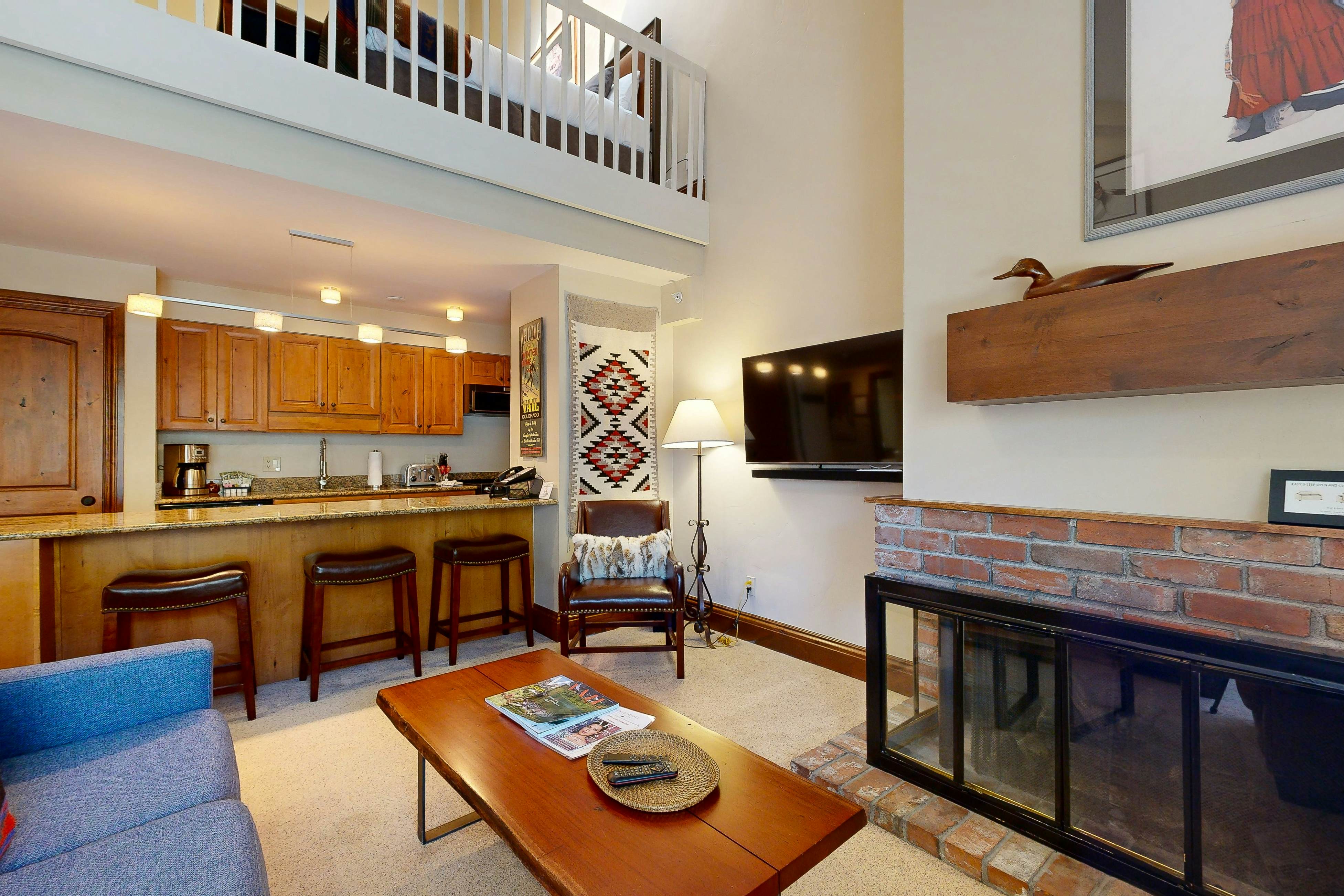 Lion Square Lodge South 562