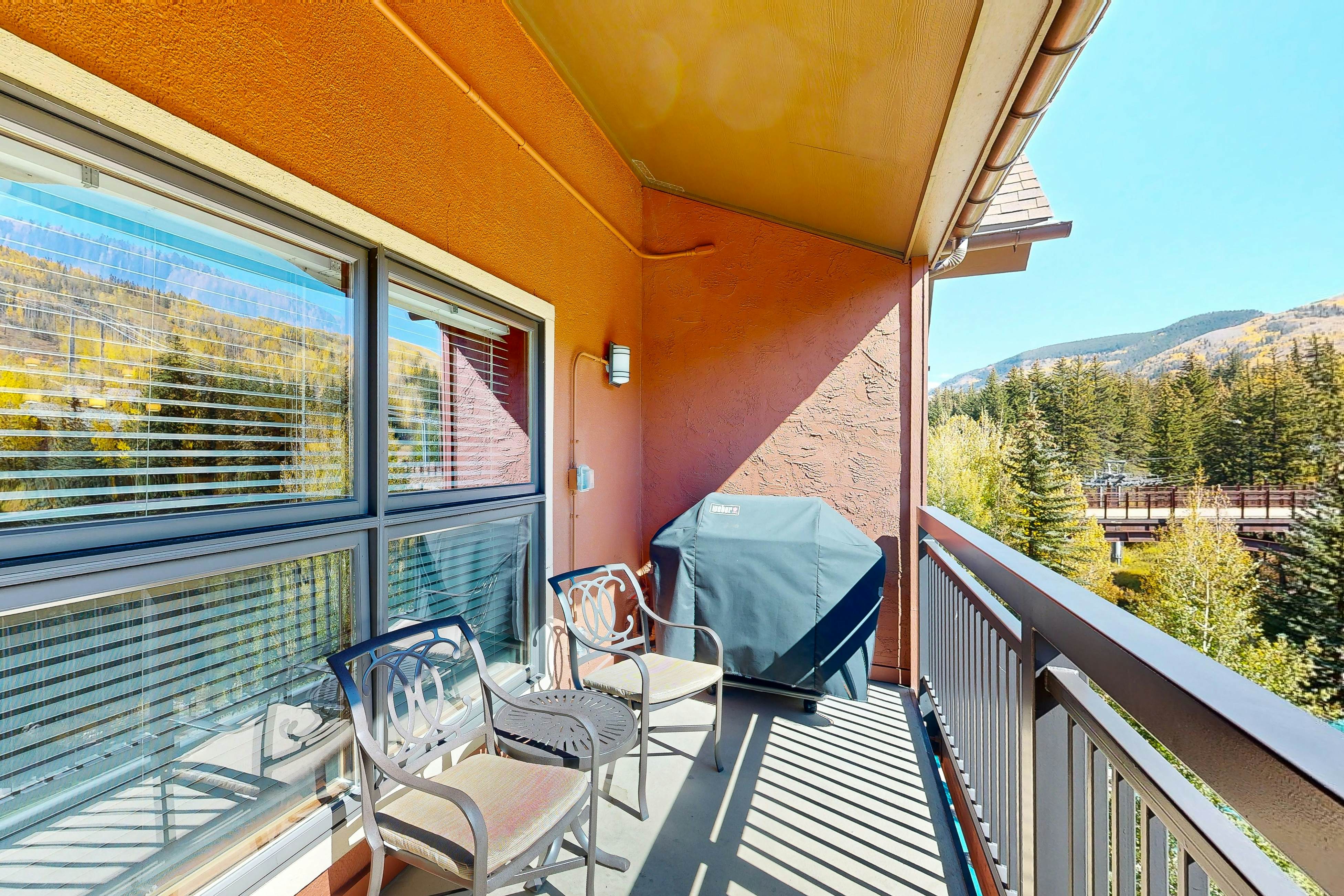 Lion Square Lodge South 562