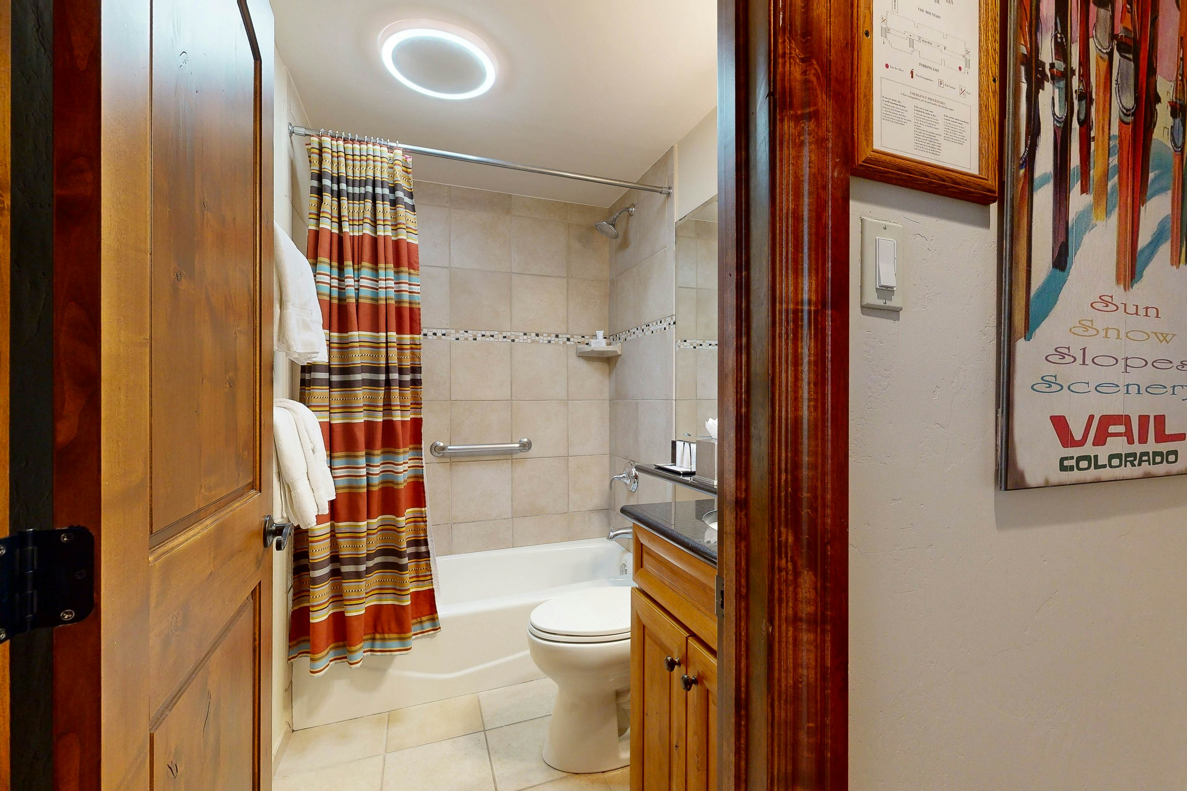 Lion Square Lodge South 562