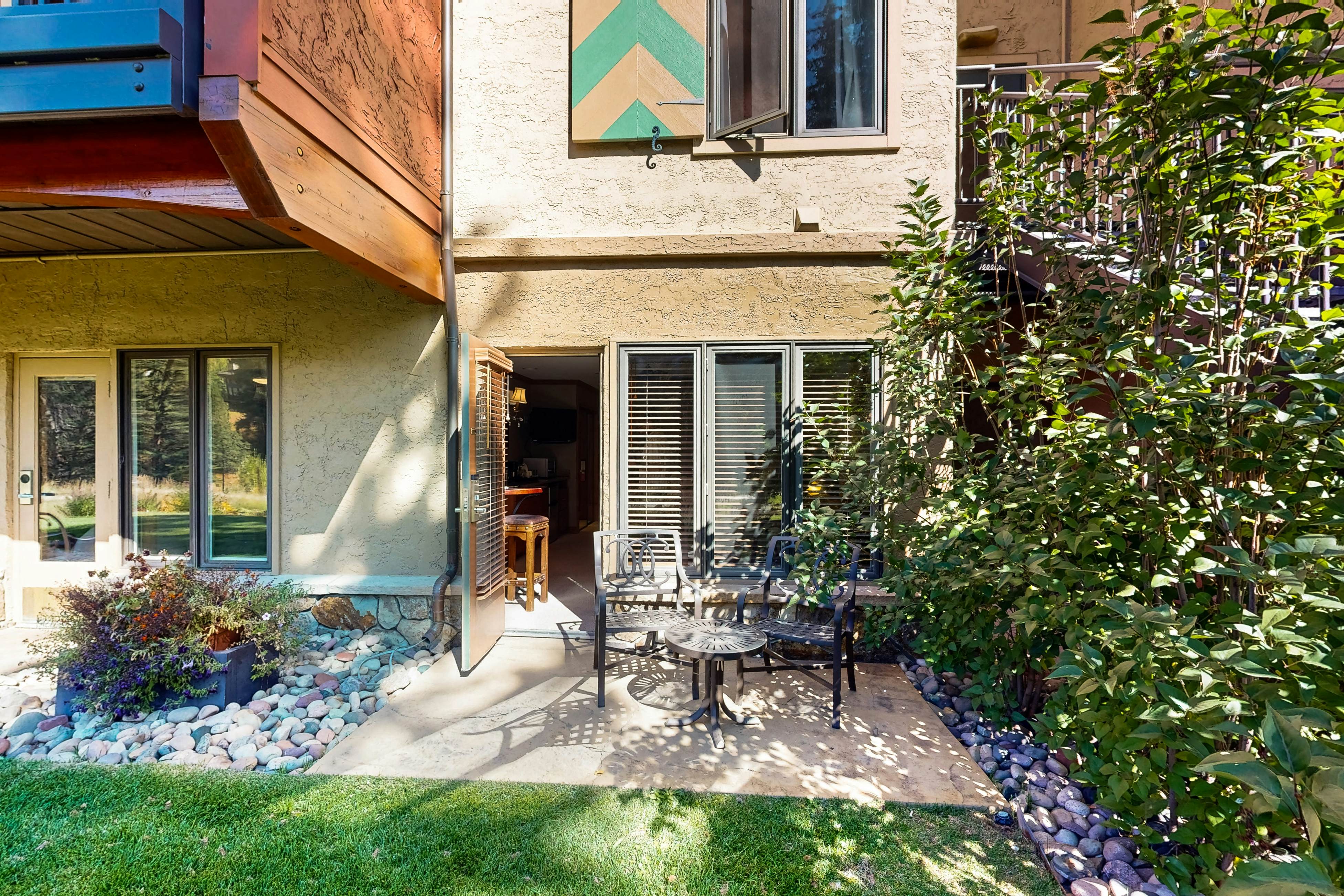 Lion Square Lodge South 166