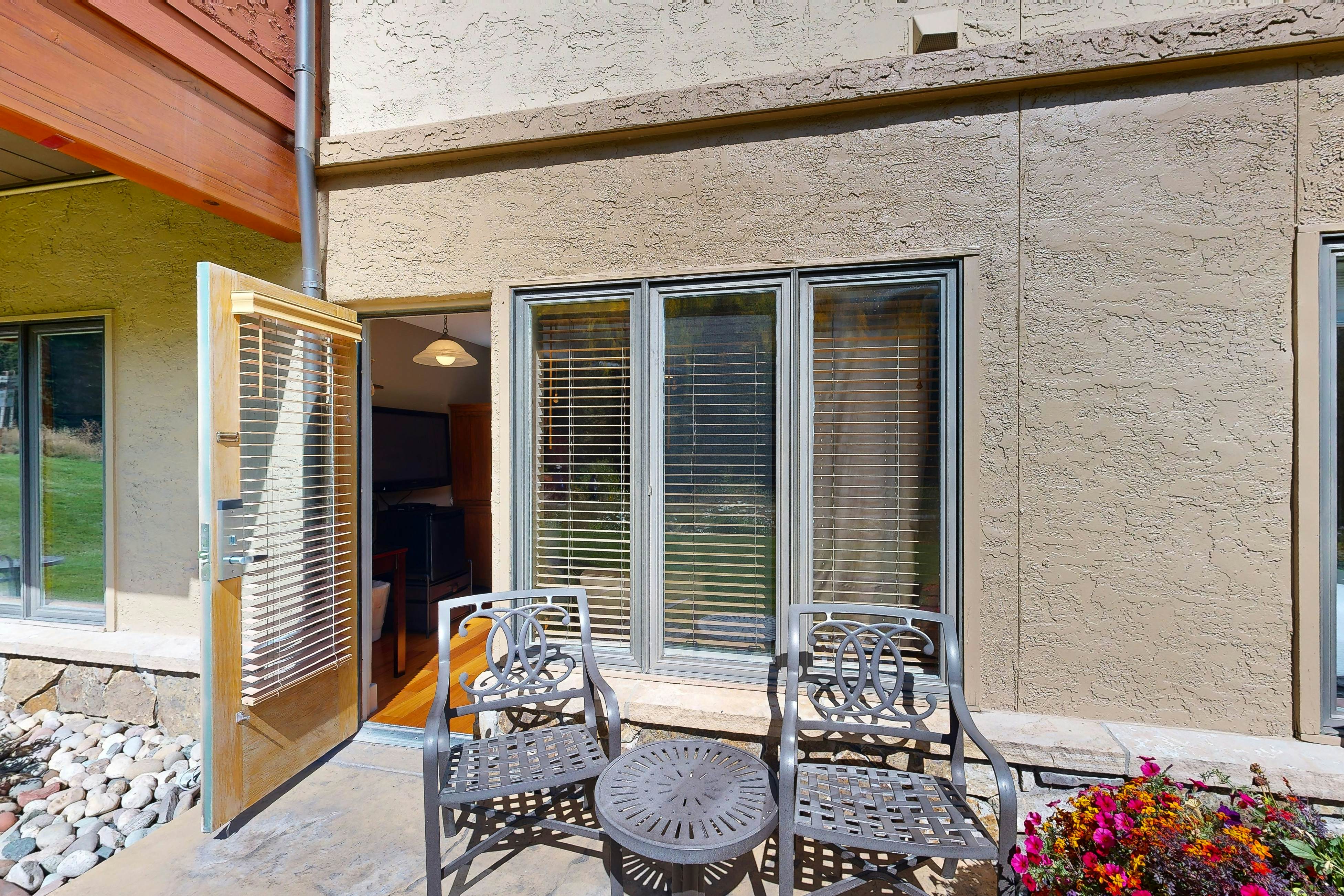 Lion Square Lodge South 174