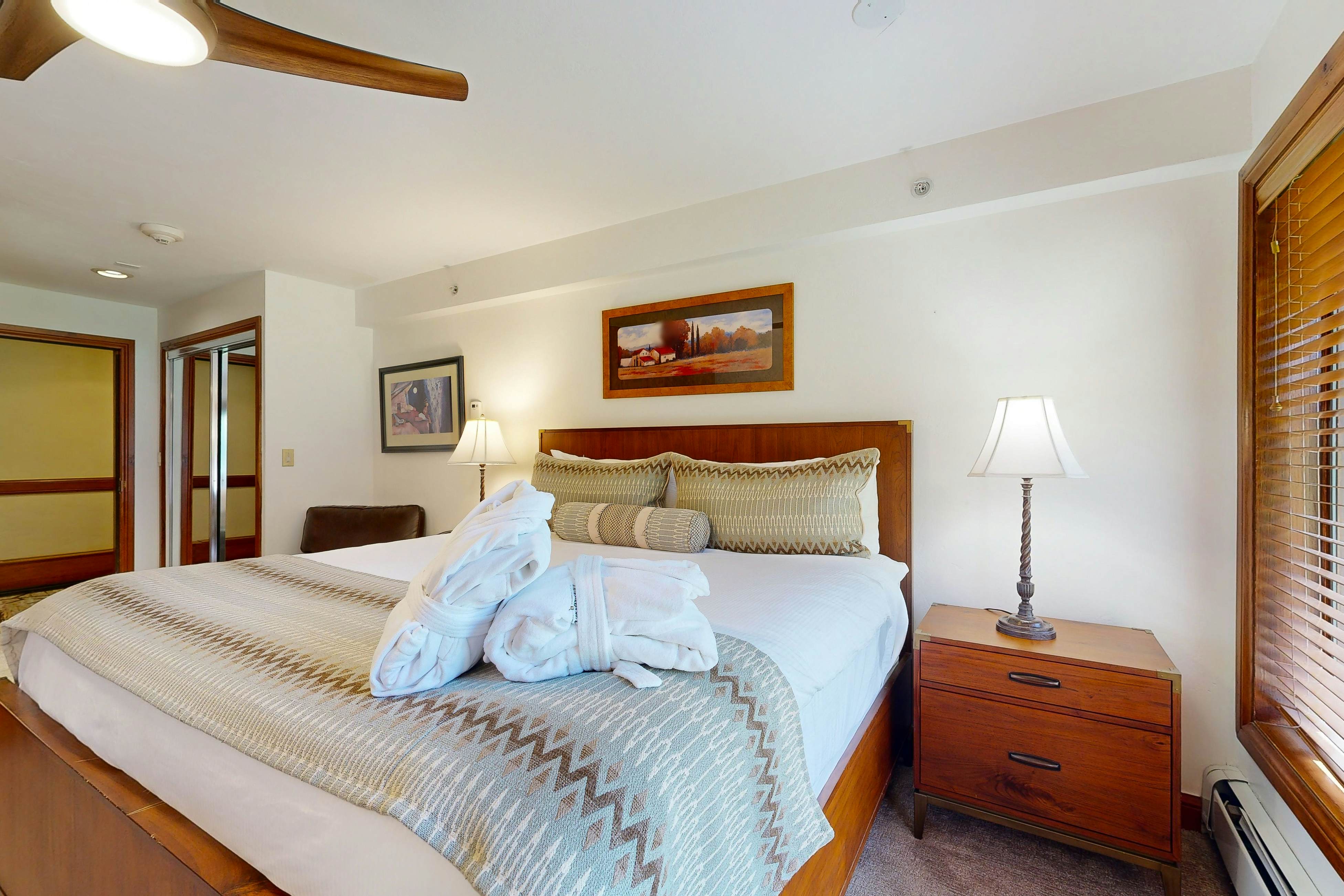 Lion Square Lodge South 176