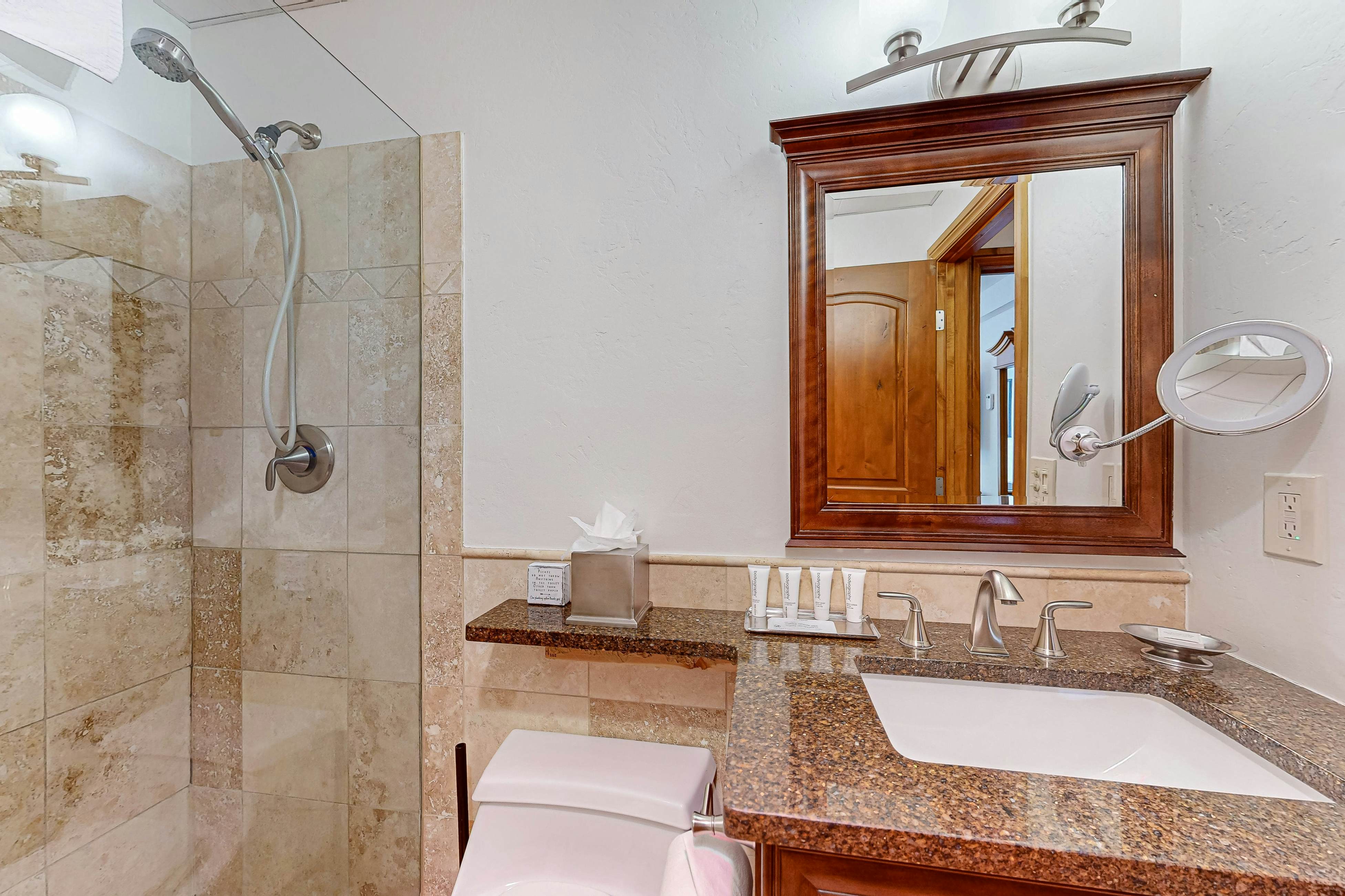 Lion Square Lodge South 462